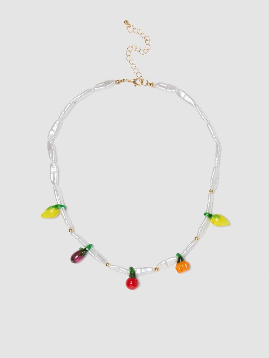Necklace with transparent beads and fruit-shaped charms_0