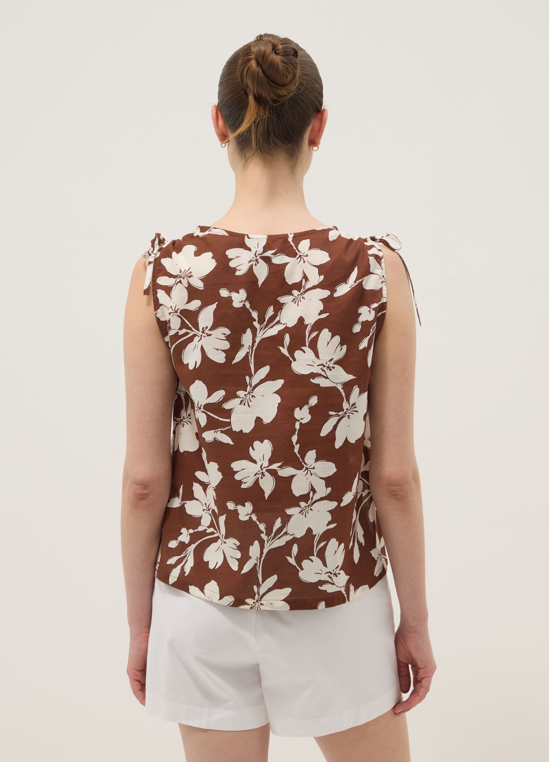 Brown pure cotton V-neck floral print blouse, regular fit