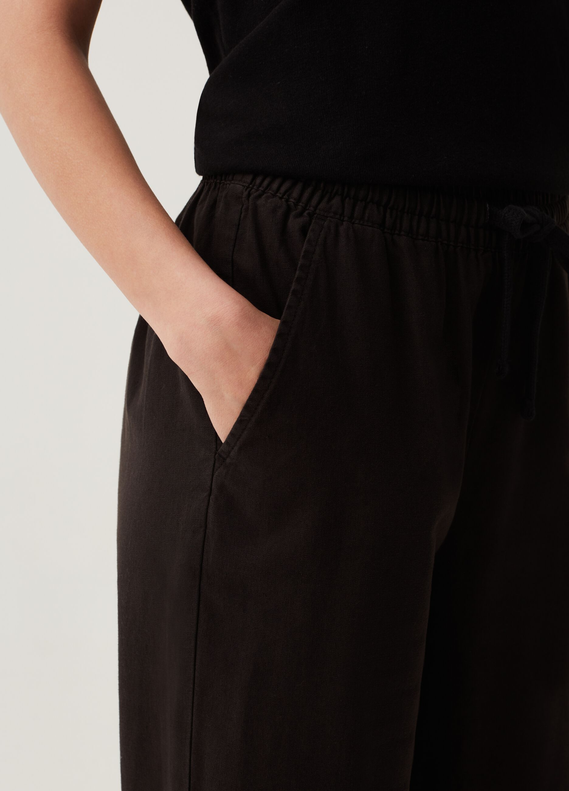 LESS IS BETTER Pantaloni straight fit in lino e cotone