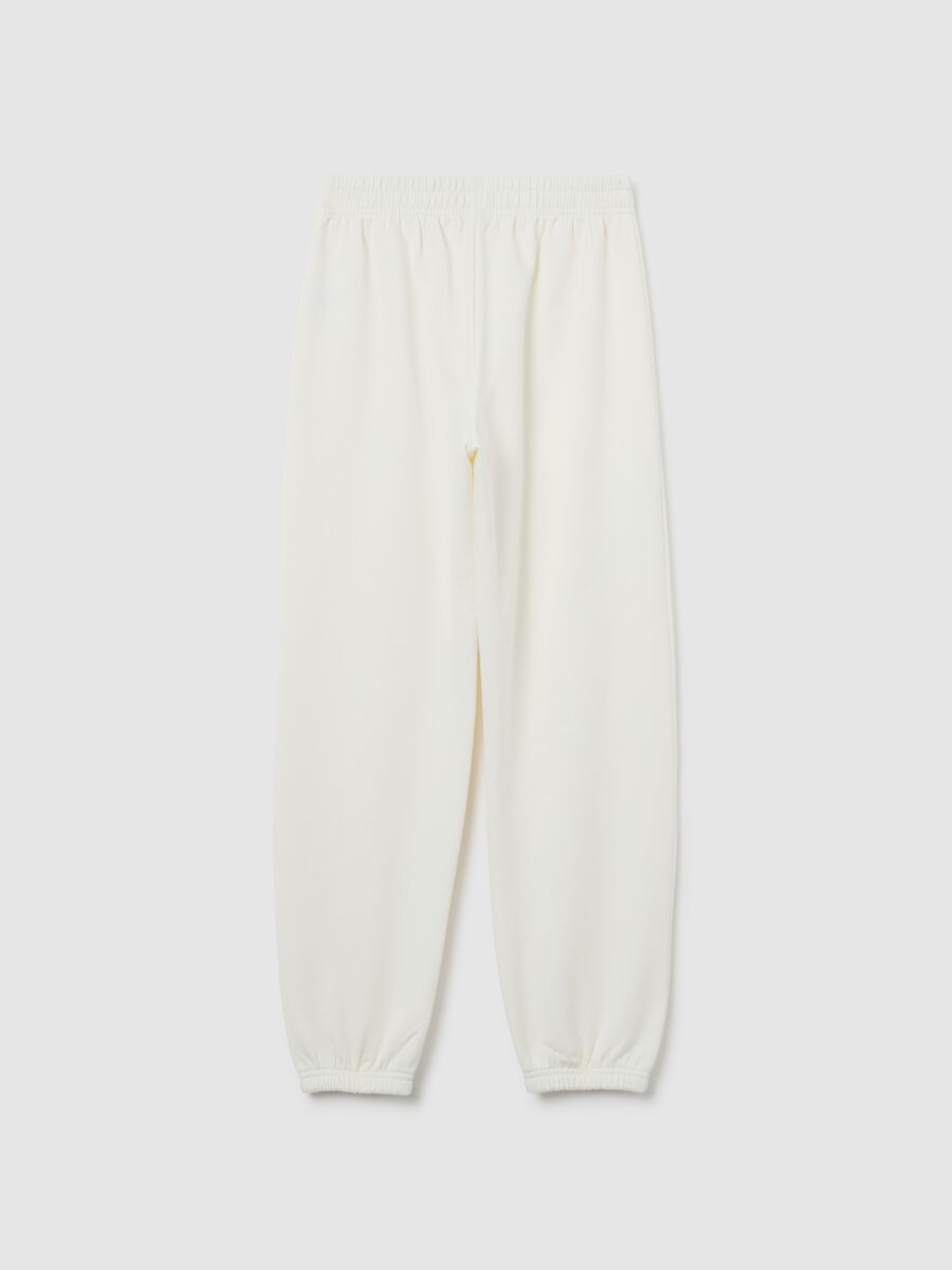 Girls' white regular fit pure cotton joggers_4