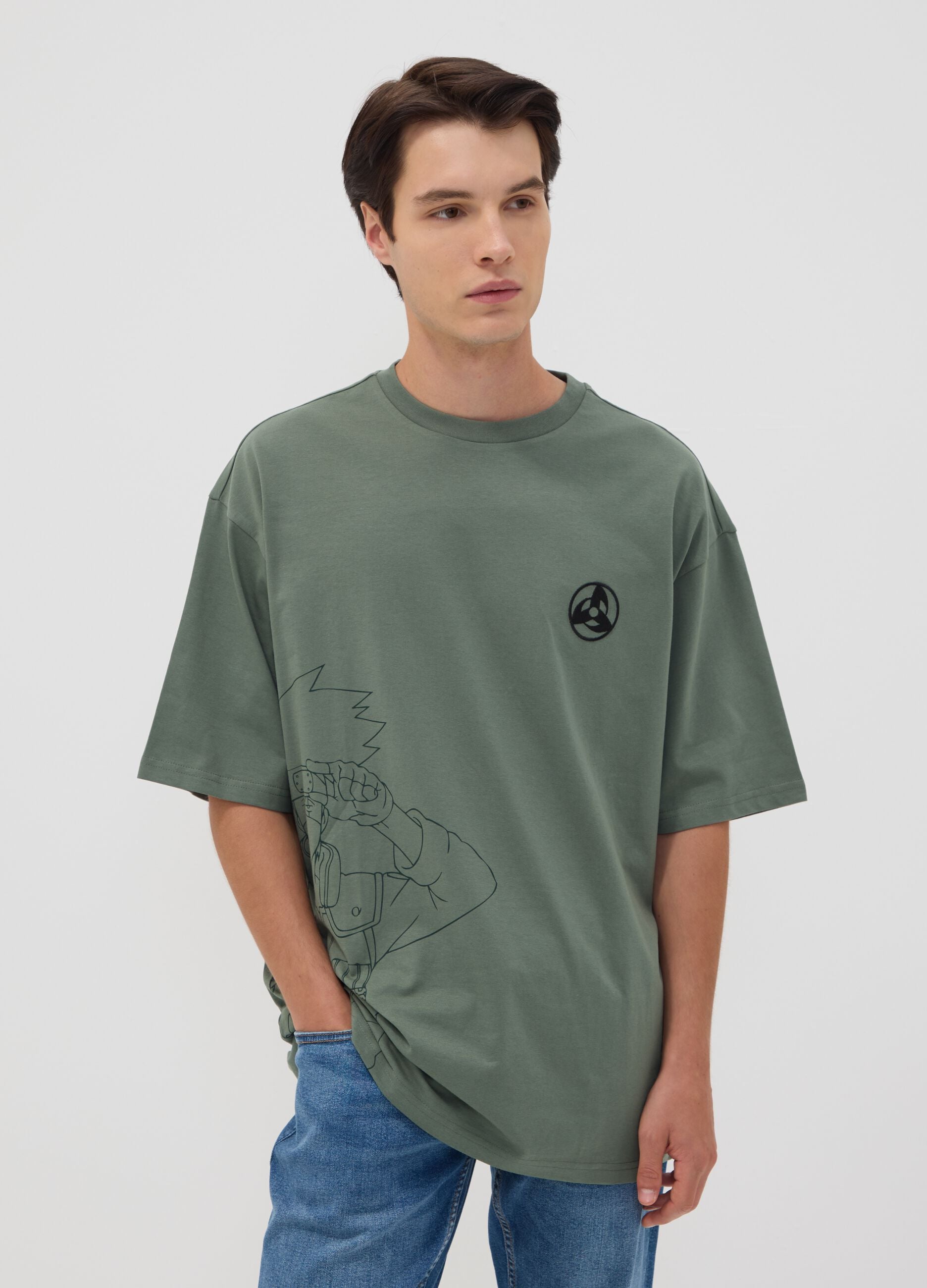 T-shirt verde em algod&atilde;o puro com estampado Naruto