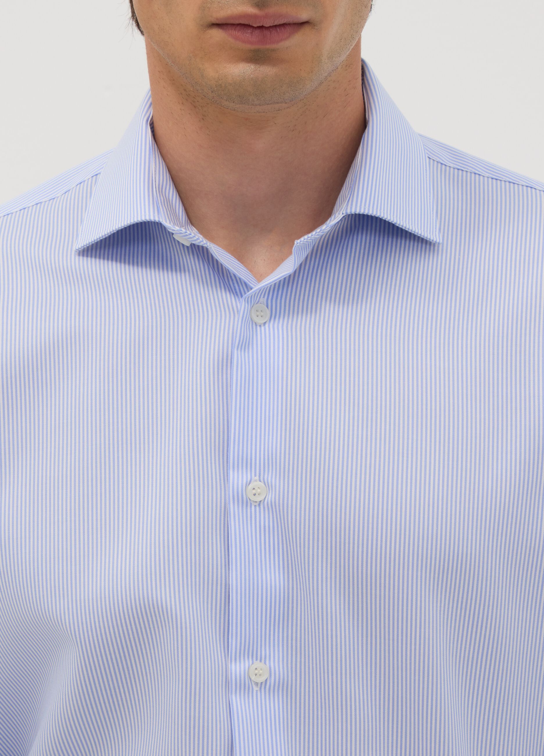 Light blue striped pure cotton shirt with classic collar, regular fit
