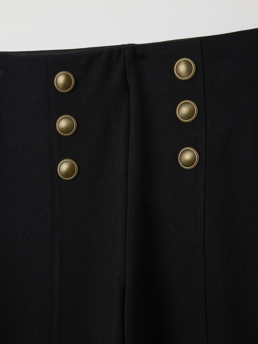 Black stretch leggings with decorative buttons_5