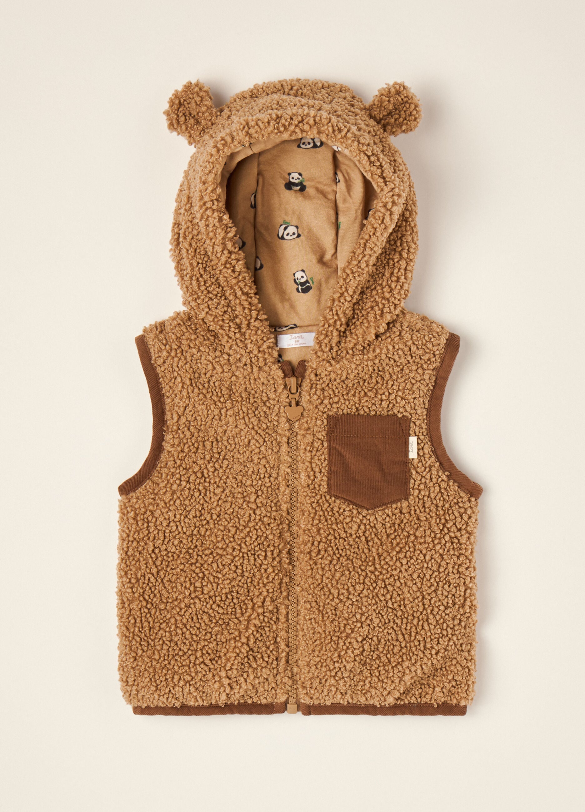 Braune Kapuzenweste in Teddy-Optik