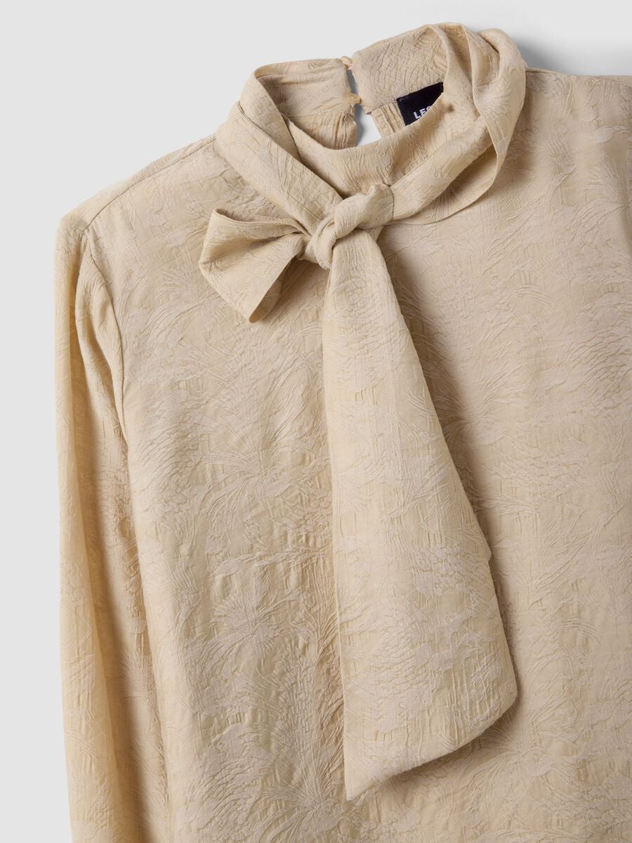Beige viscose-blend blouse with bow collar_5