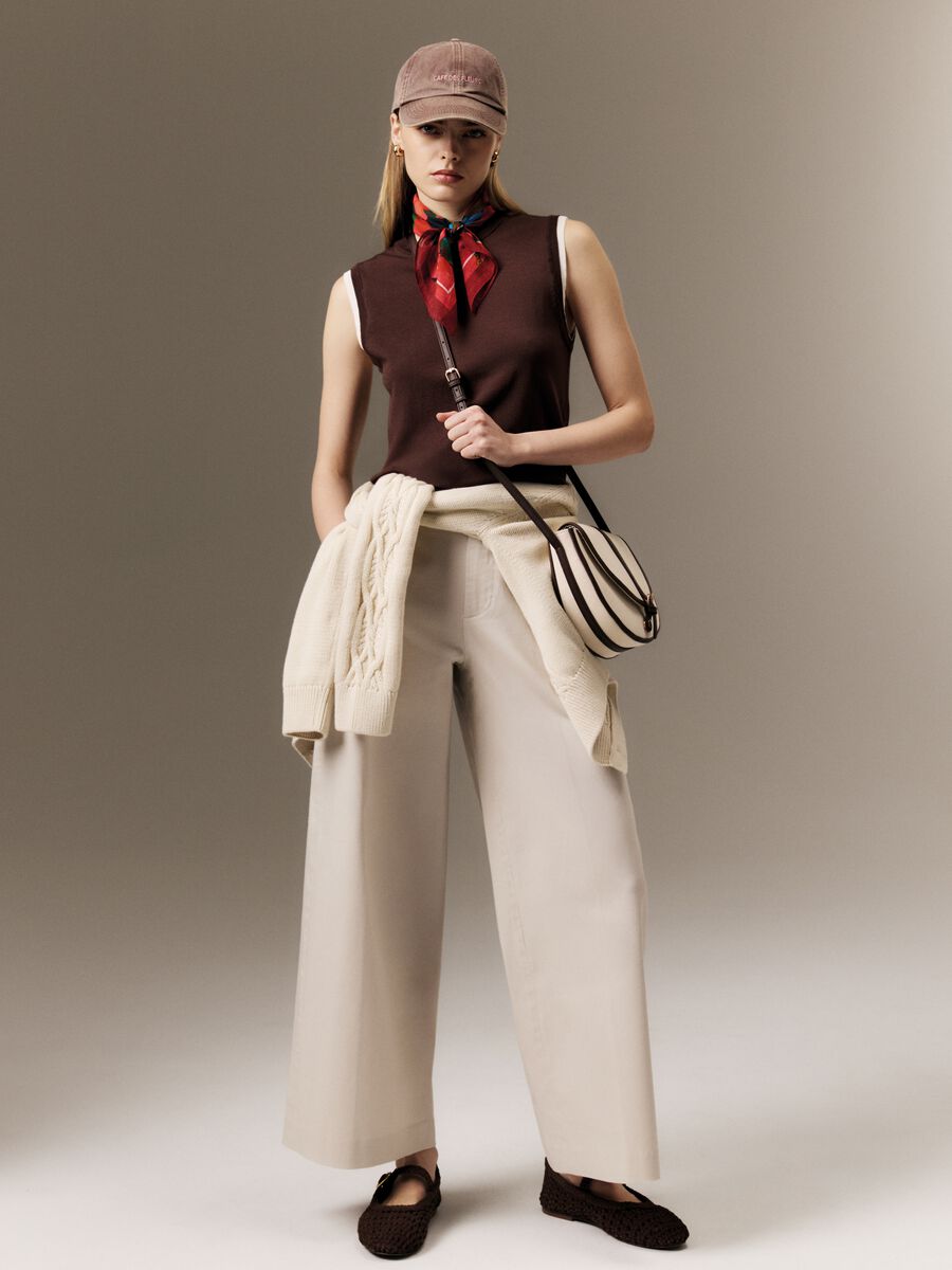 Beige wide-leg stretch cotton chino trousers regular fit_0