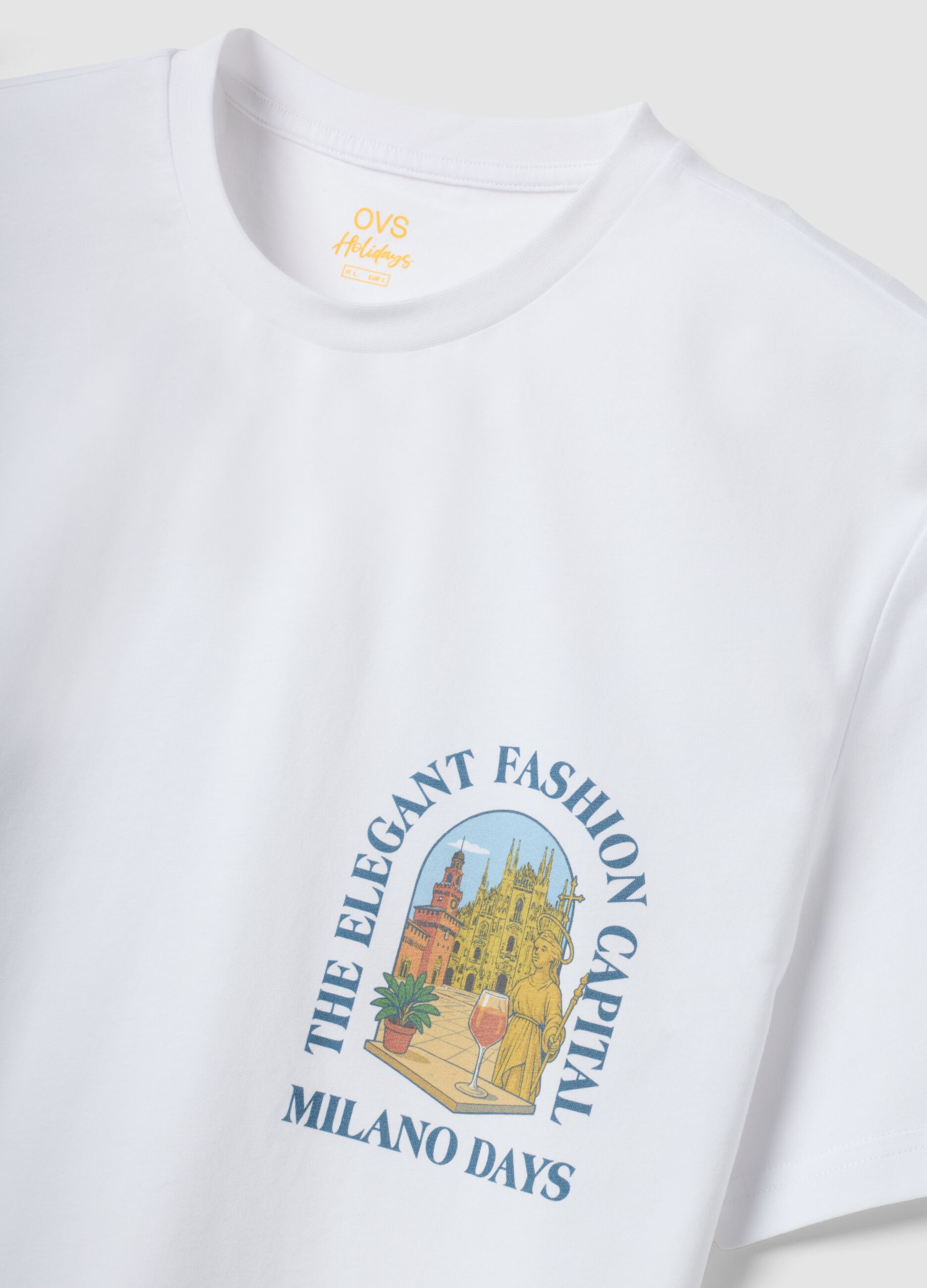 White pure cotton T-shirt with chest print, regular fit