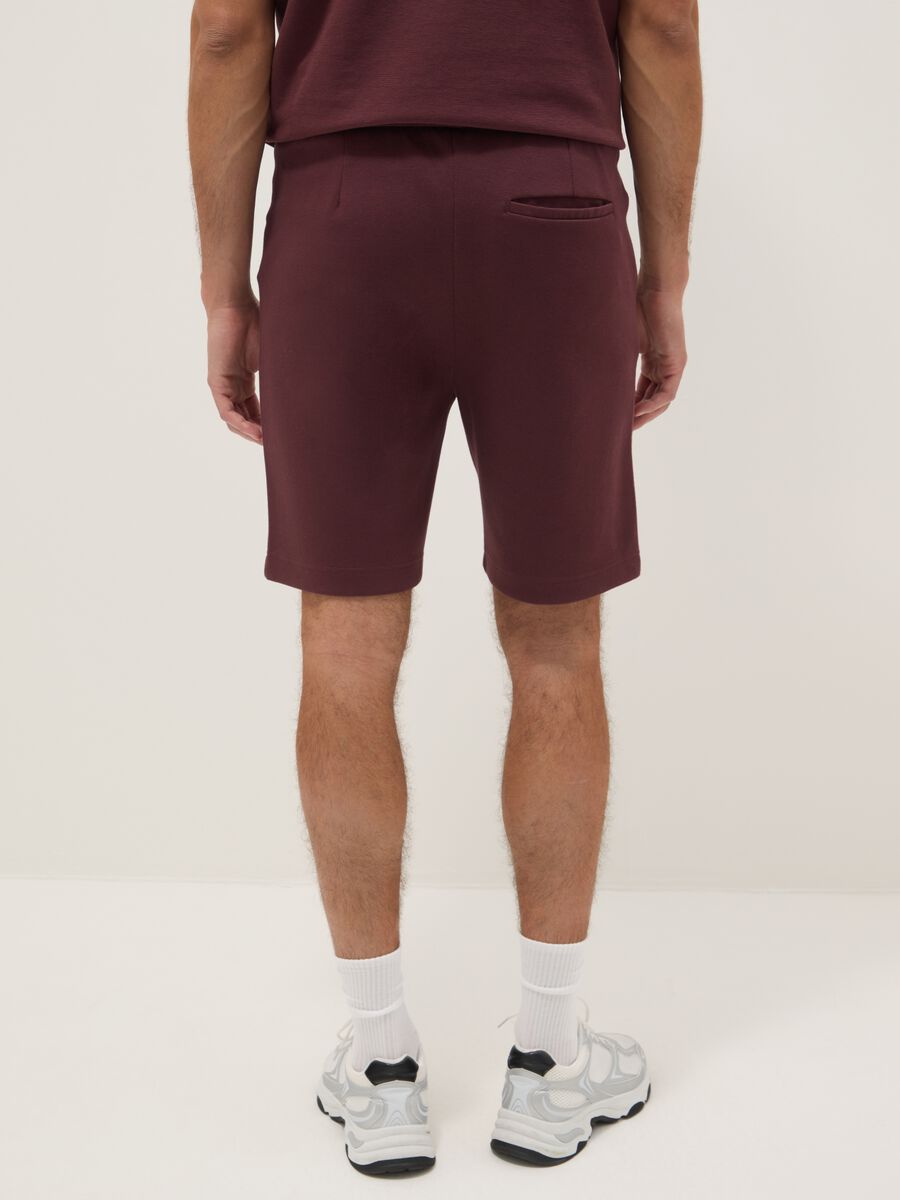 Braune Shorts aus reiner Baumwolle im Regular Fit mit Kordelzug_3