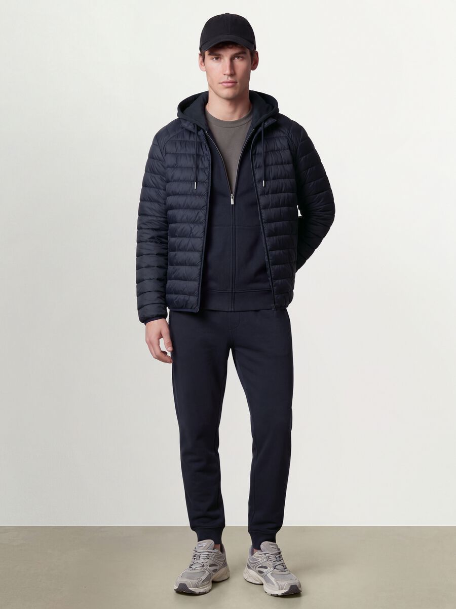 Chaqueta Ultralight azul acolchada, corte regular con cremallera_1