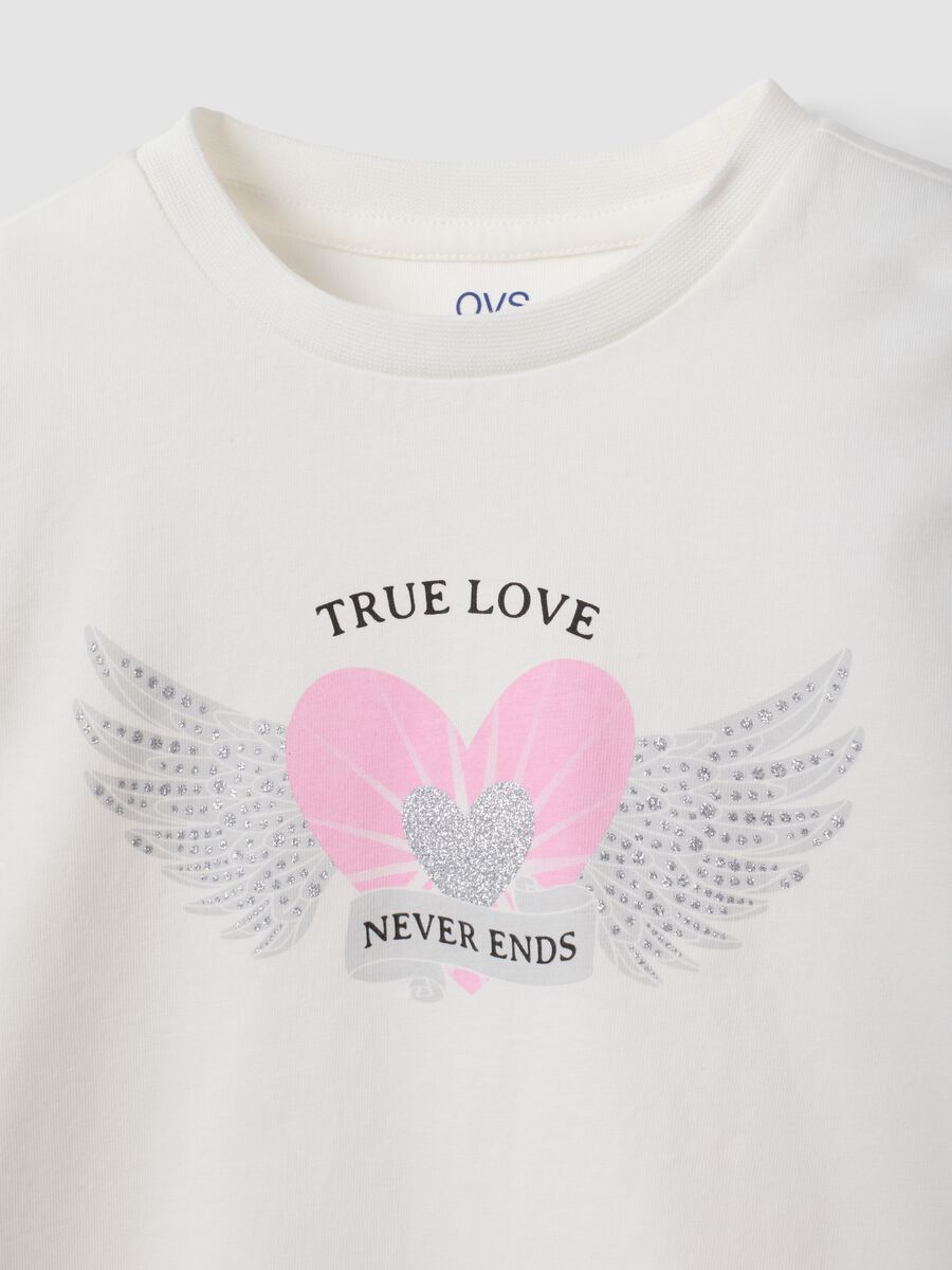 White pure organic cotton T-shirt with heart and wings print for girls_2