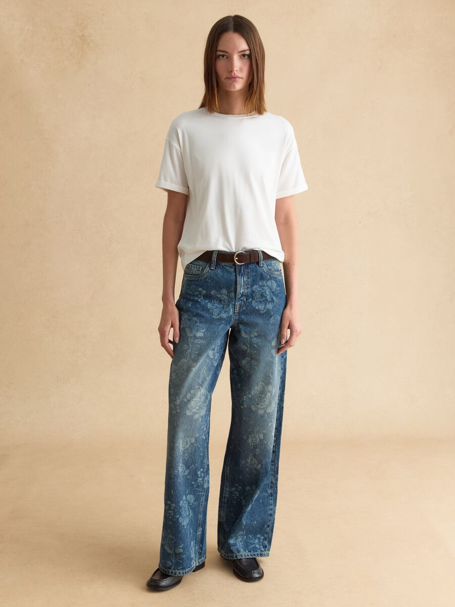 T-shirt bianca a maniche corte in cotone e modal elasticizzato_2