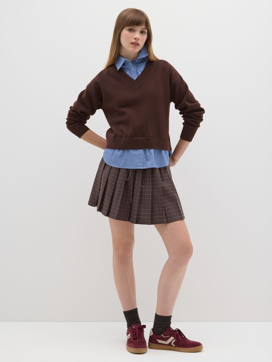 Brown regular fit V-neck sweater_1