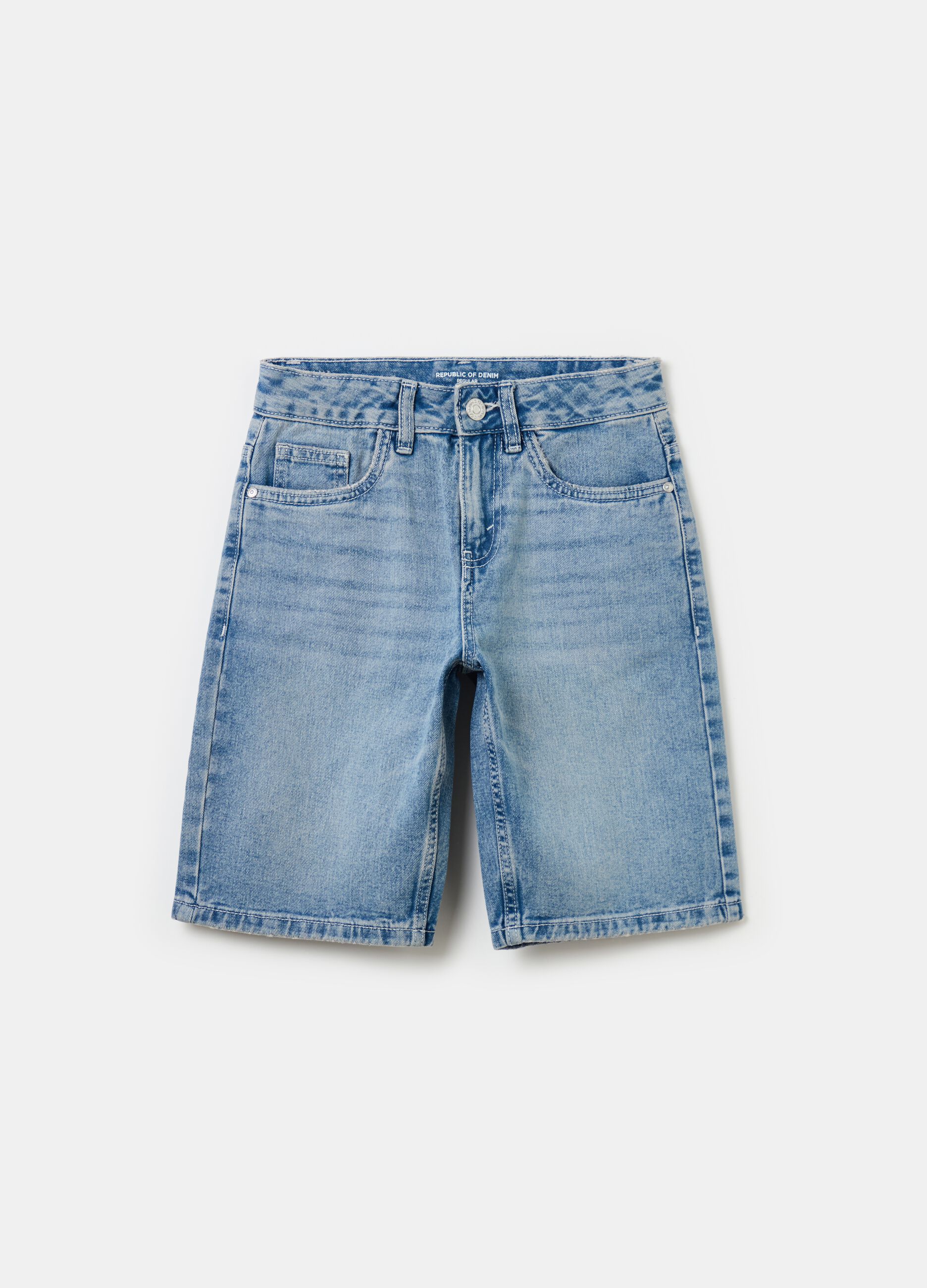 Regular-fit Bermuda shorts in denim with five pockets