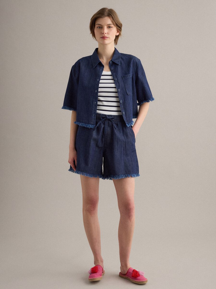 Blue denim shirt in cotton blend, oversized fit with frayed hem_2
