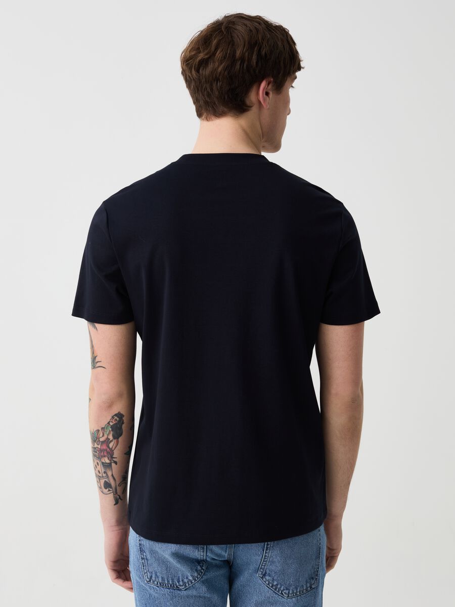 Premium regular-fit T-shirt in cotton_2
