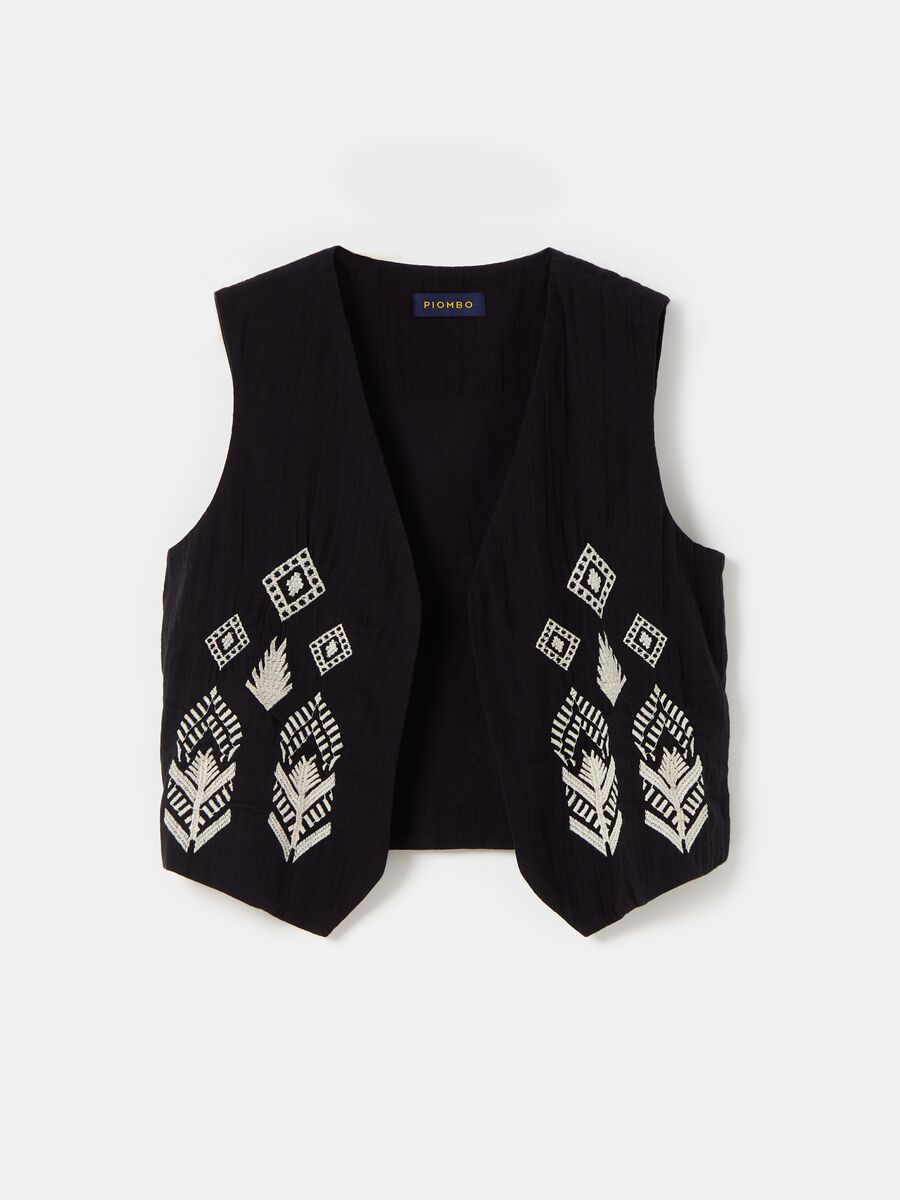 Open gilet with ethnic embroidery_3