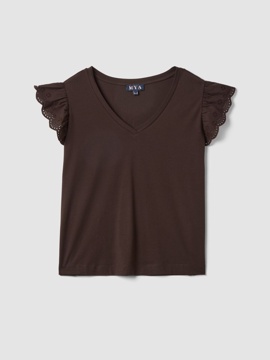 T-shirt marrone in cotone elasticizzato con maniche volant regular fit_4