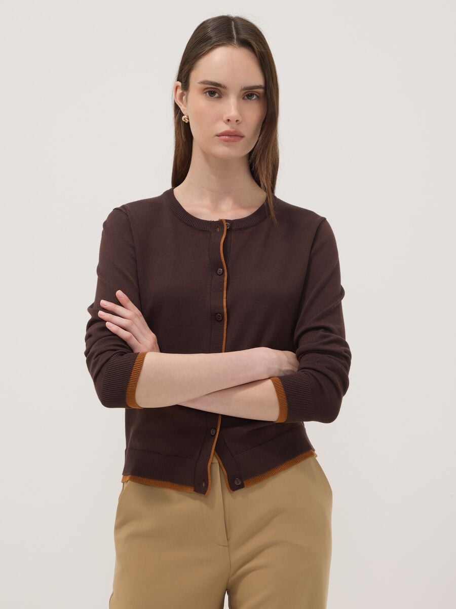 Brauner Cardigan aus Viskosemix mit langen &Auml;rmeln_1