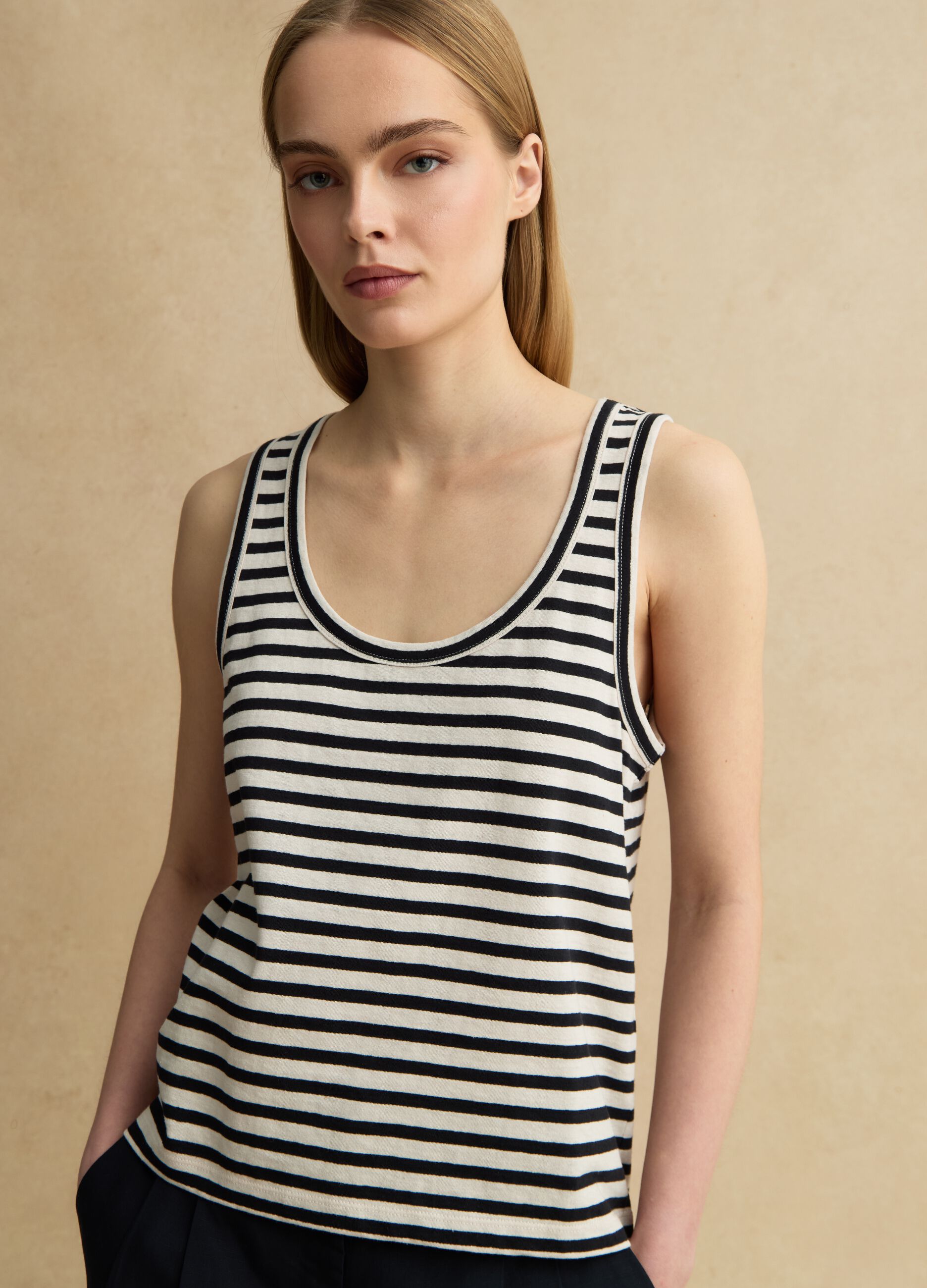 Multicolor striped regular fit cotton and linen tank top