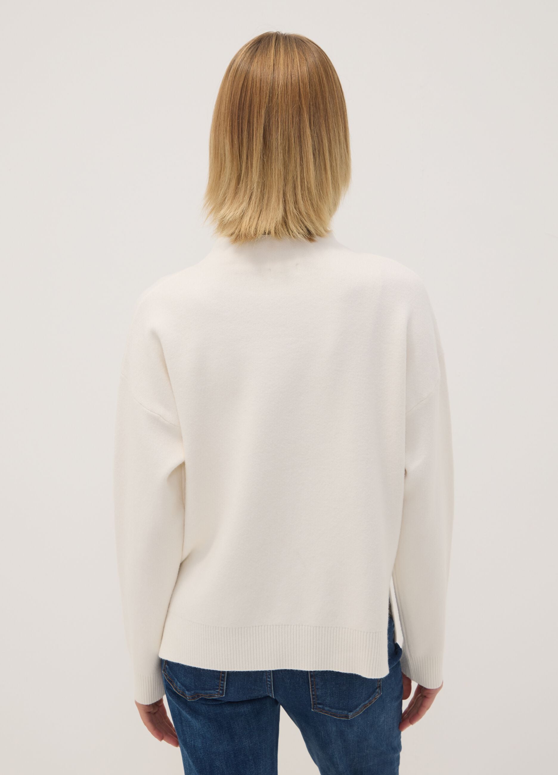 Sand viscose-blend jumper with sequin embroidery, regular fit