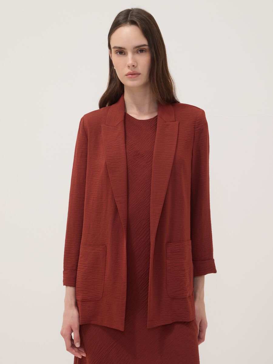 Red regular-fit blazer with classic lapels_1