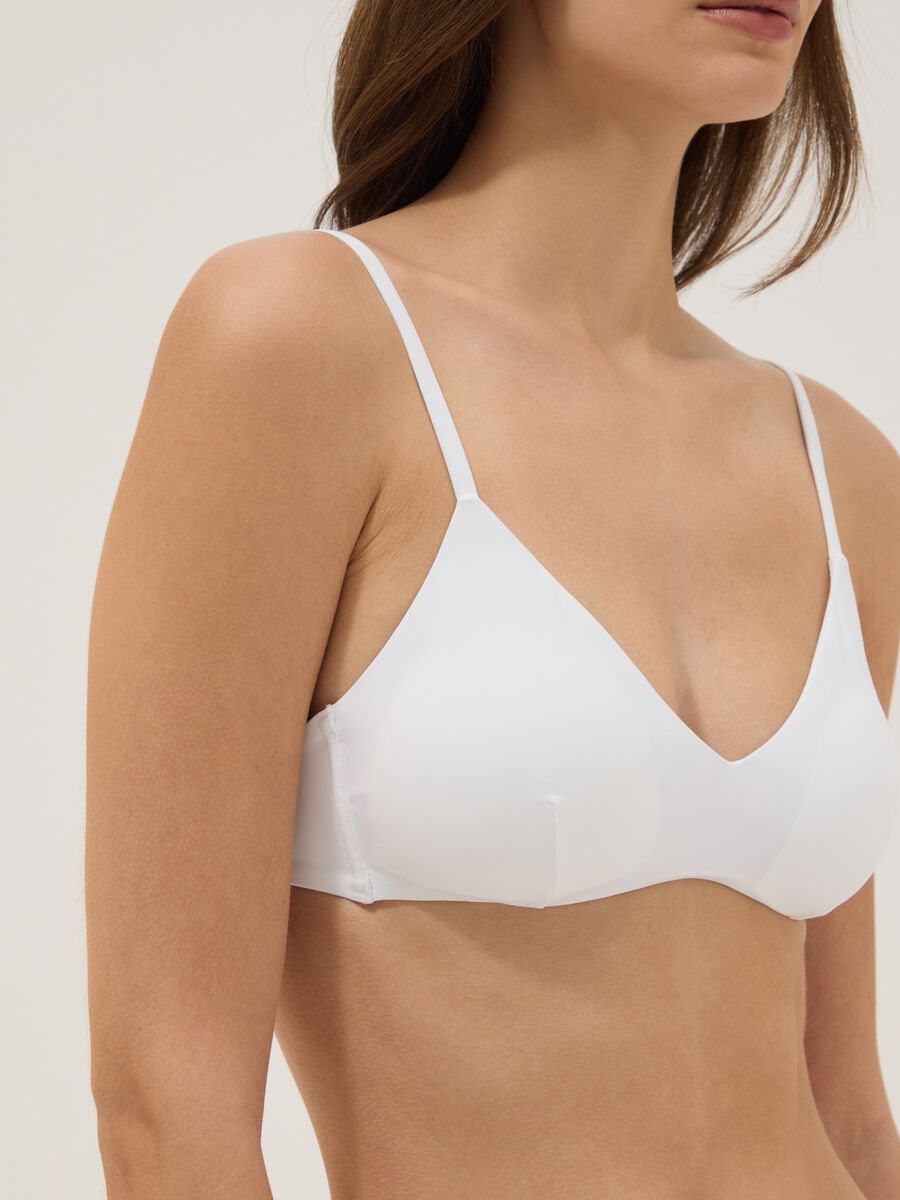 White triangle bikini top in stretch fabric_3
