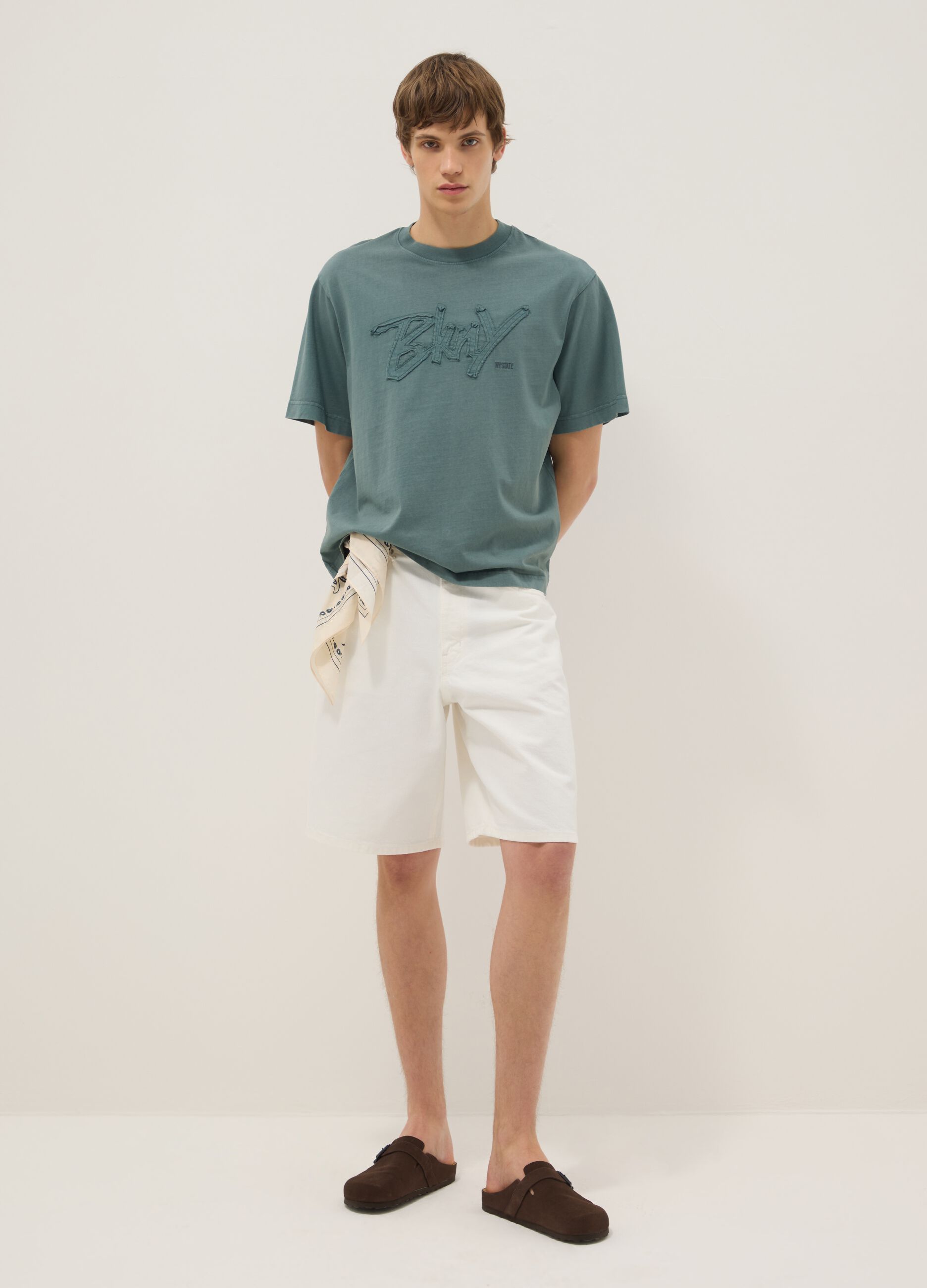 Baggy Shorts aus wei&szlig;er Baumwolle