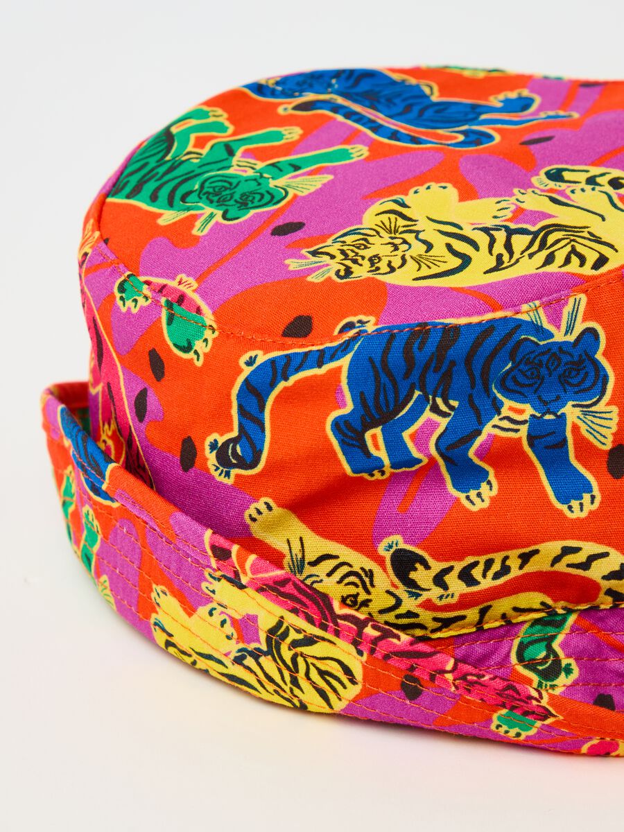 Fishing hat with tigers print_2