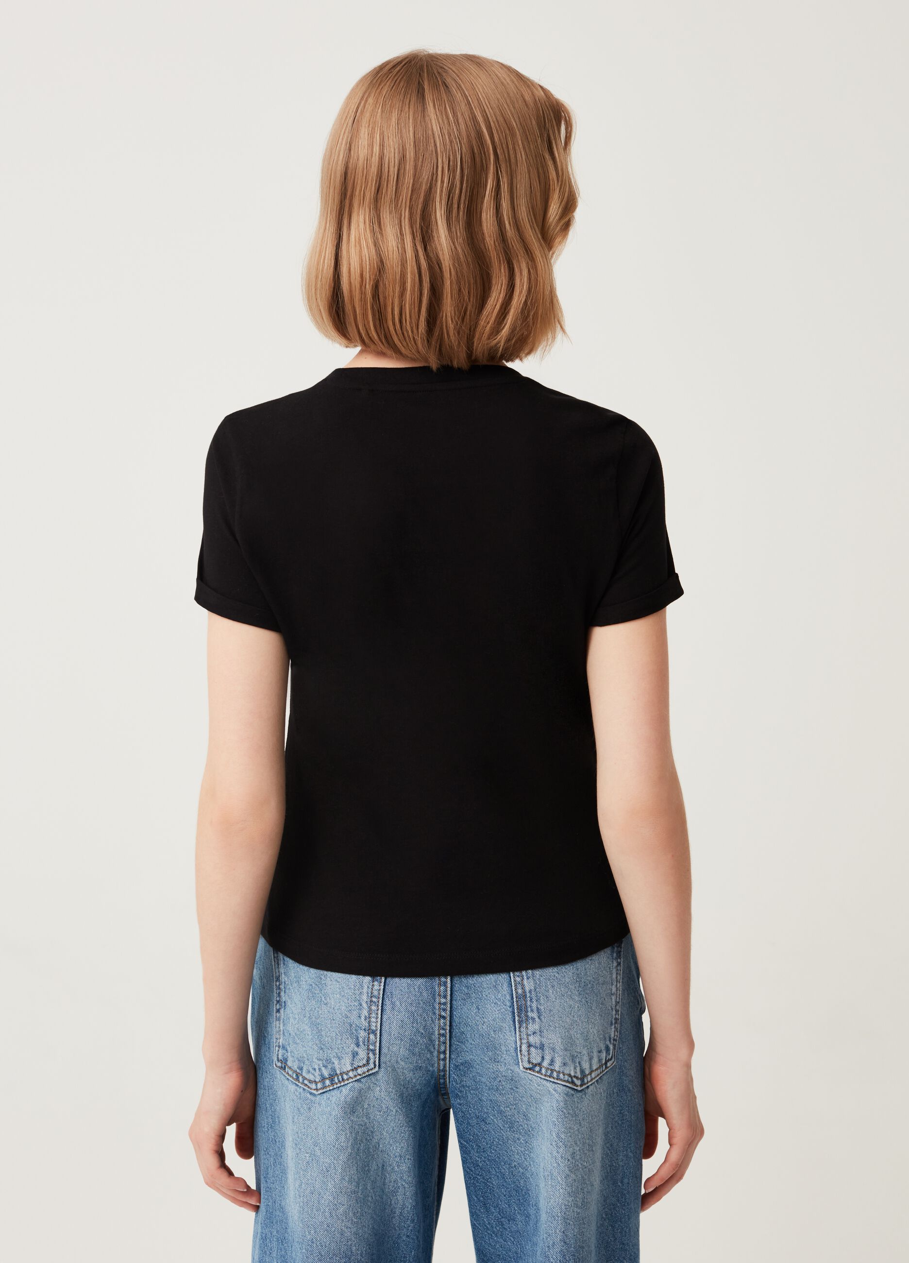 T-shirt with small pocket and frills