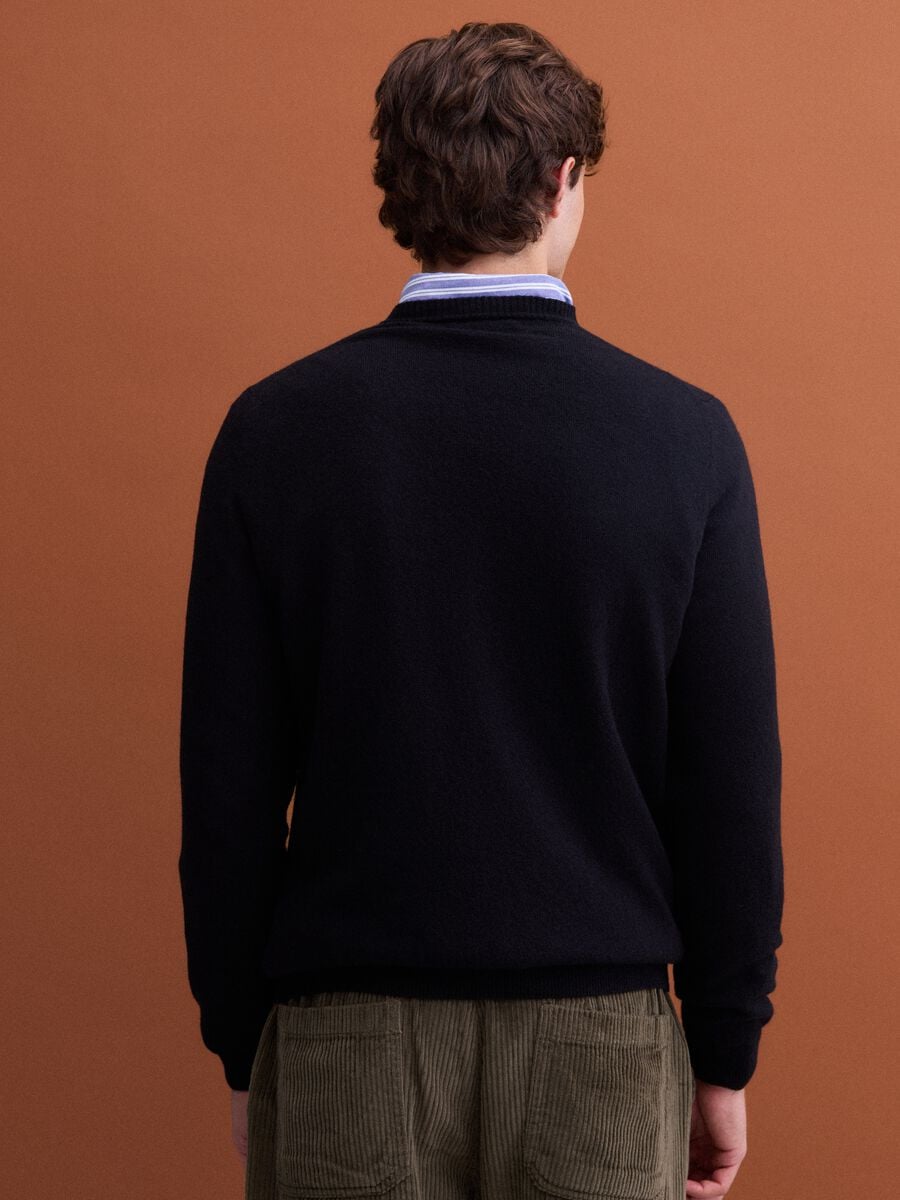 Black pure wool crew-neck jumper, regular fit_3