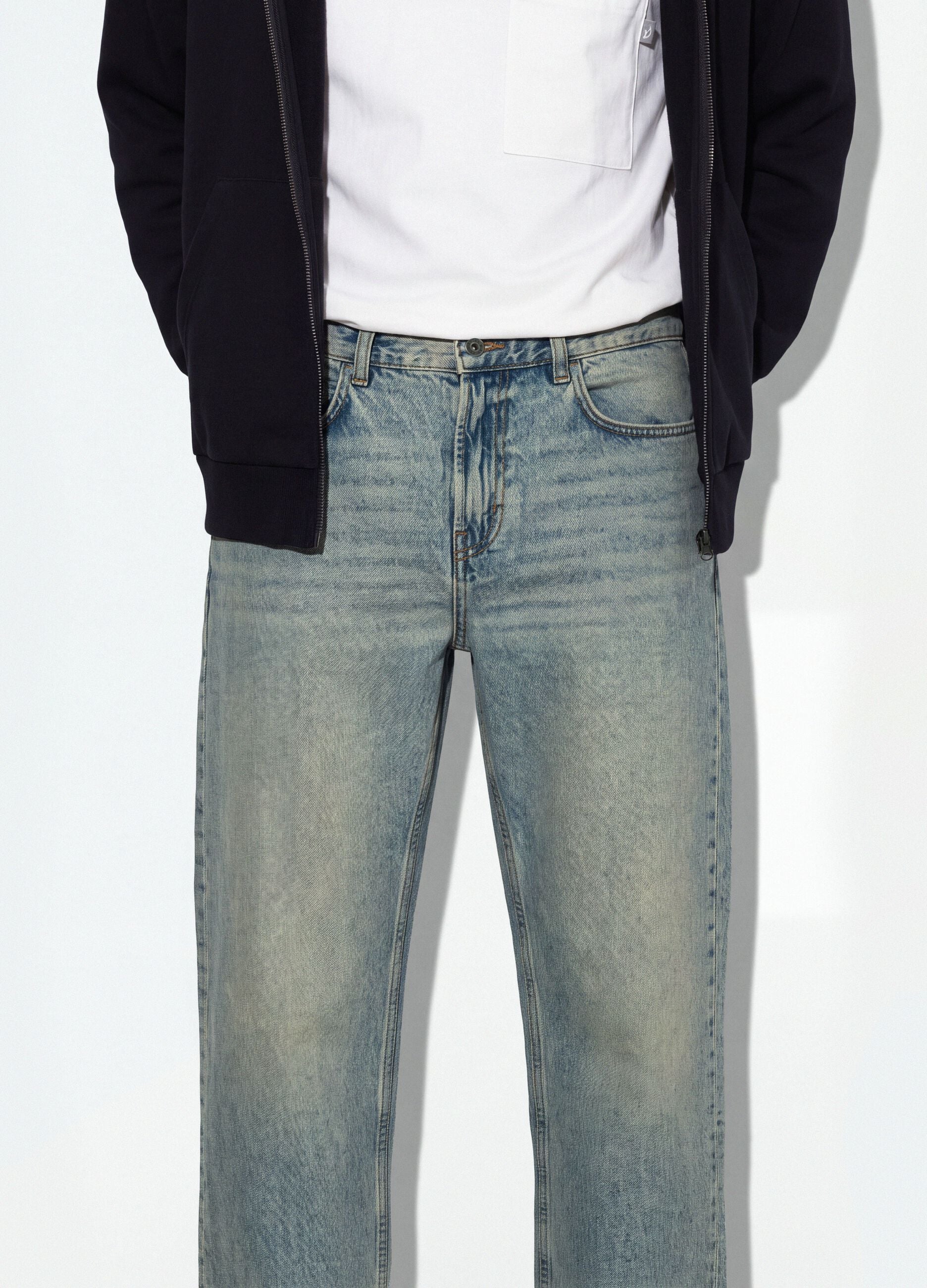 Jeans de ganga azul-claro em algod&atilde;o puro, loose fit