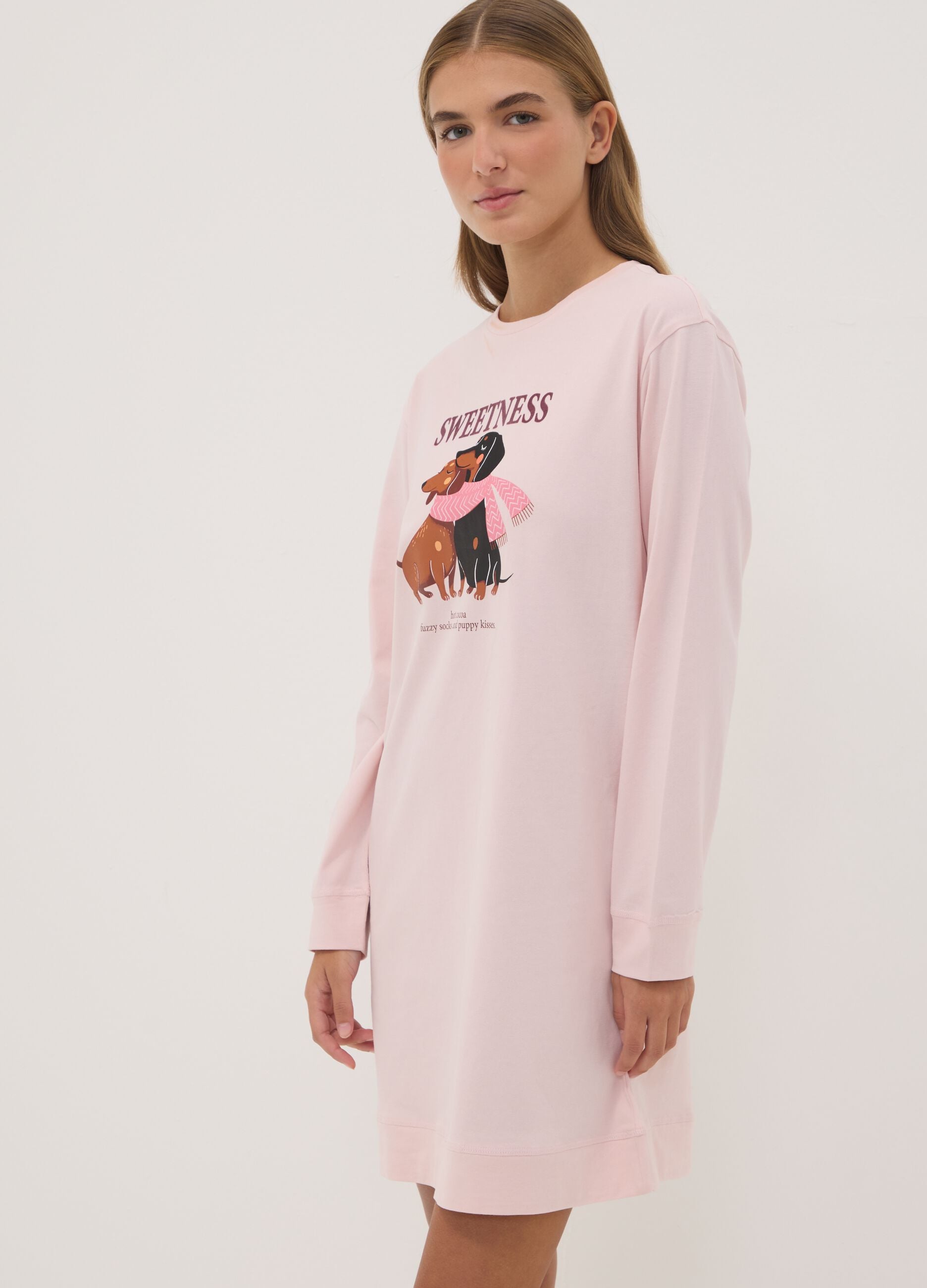 Camisa de noite rosa em algod&atilde;o org&acirc;nico com decote redondo