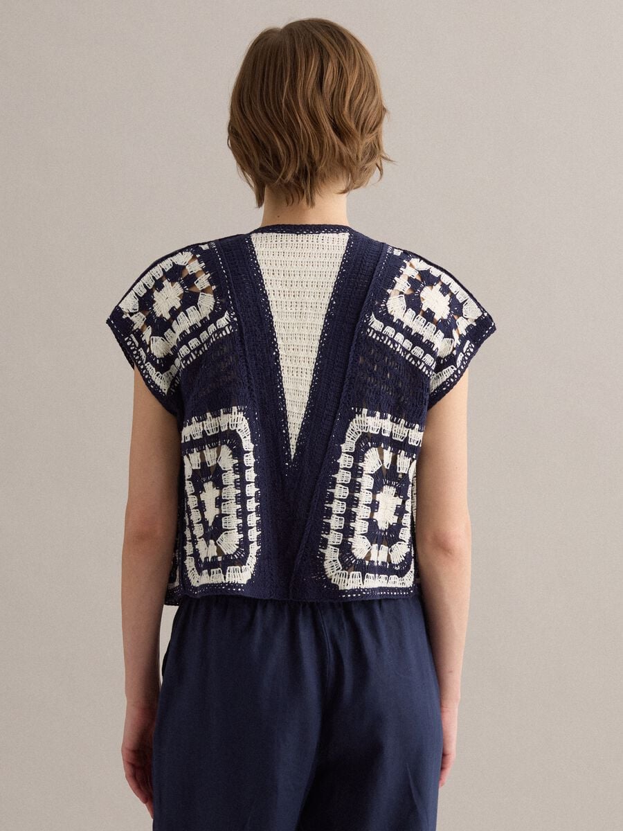 Blue and white regular-fit crochet cotton-blend gilet_3