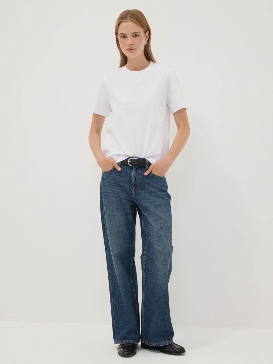 Straight-Fit-Jeans aus reiner Baumwolle in Dunkelblau_0