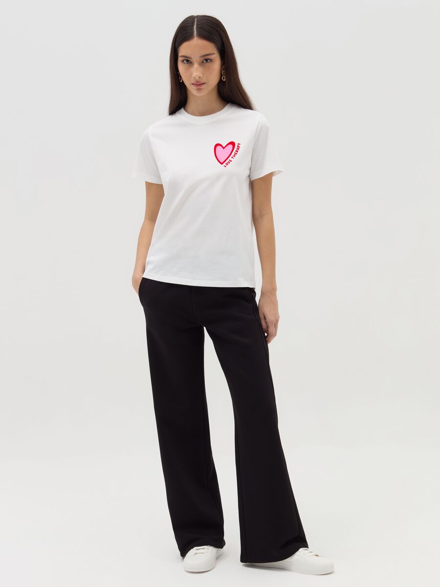 T-shirt with heart print_1