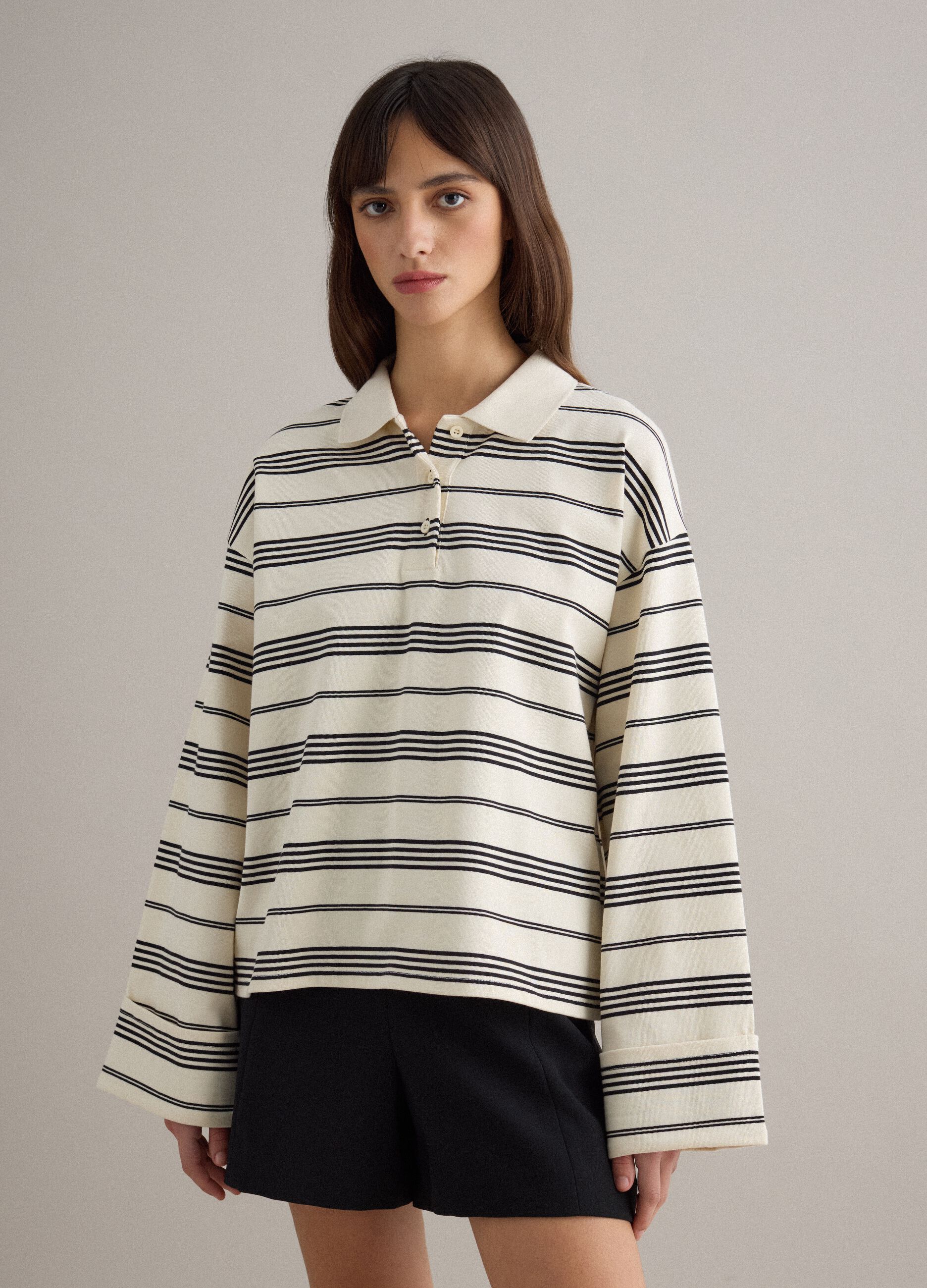 Polo de algod&atilde;o puro com riscas multicolores regular fit