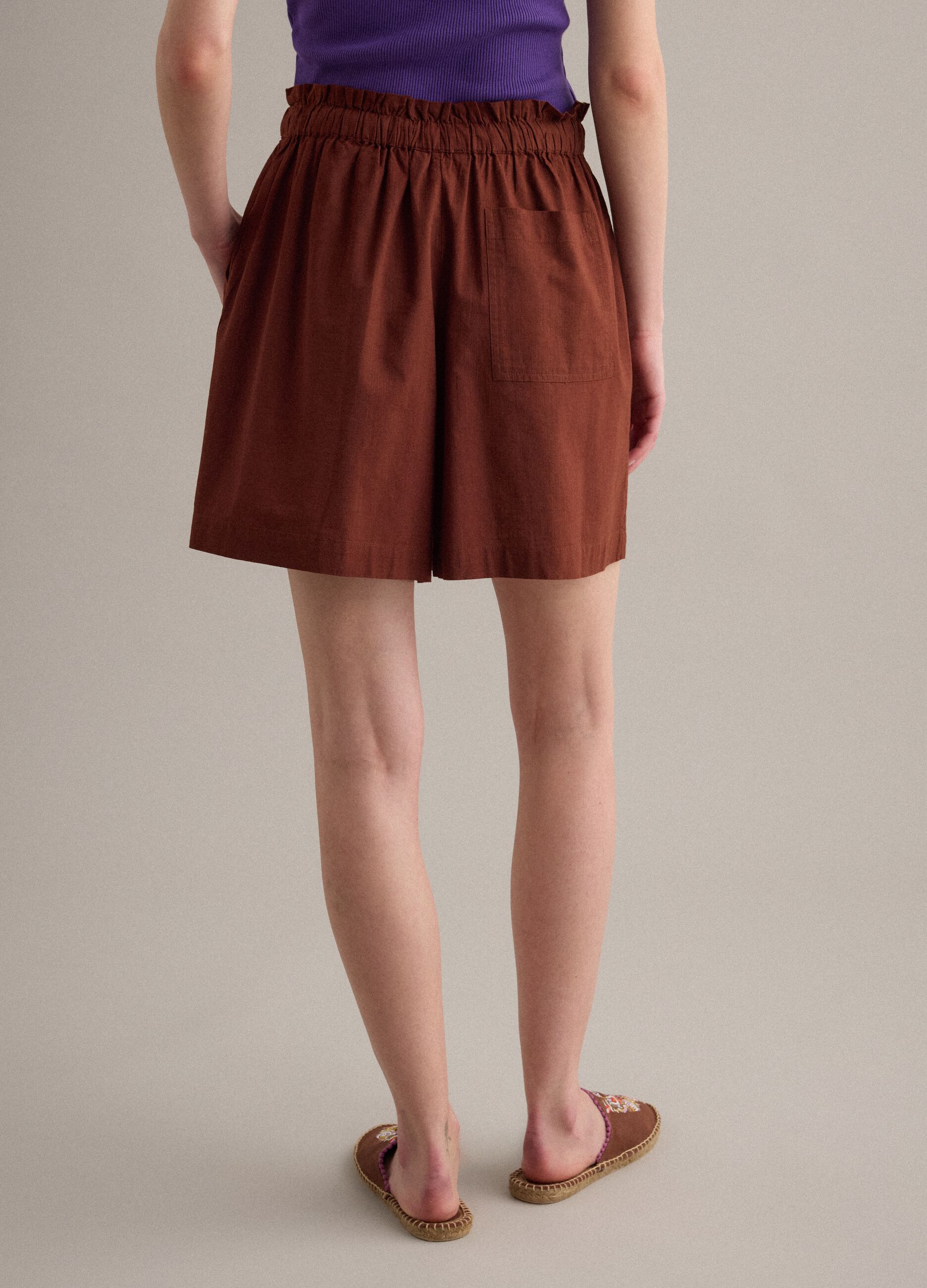 Brown pure cotton regular-fit shorts