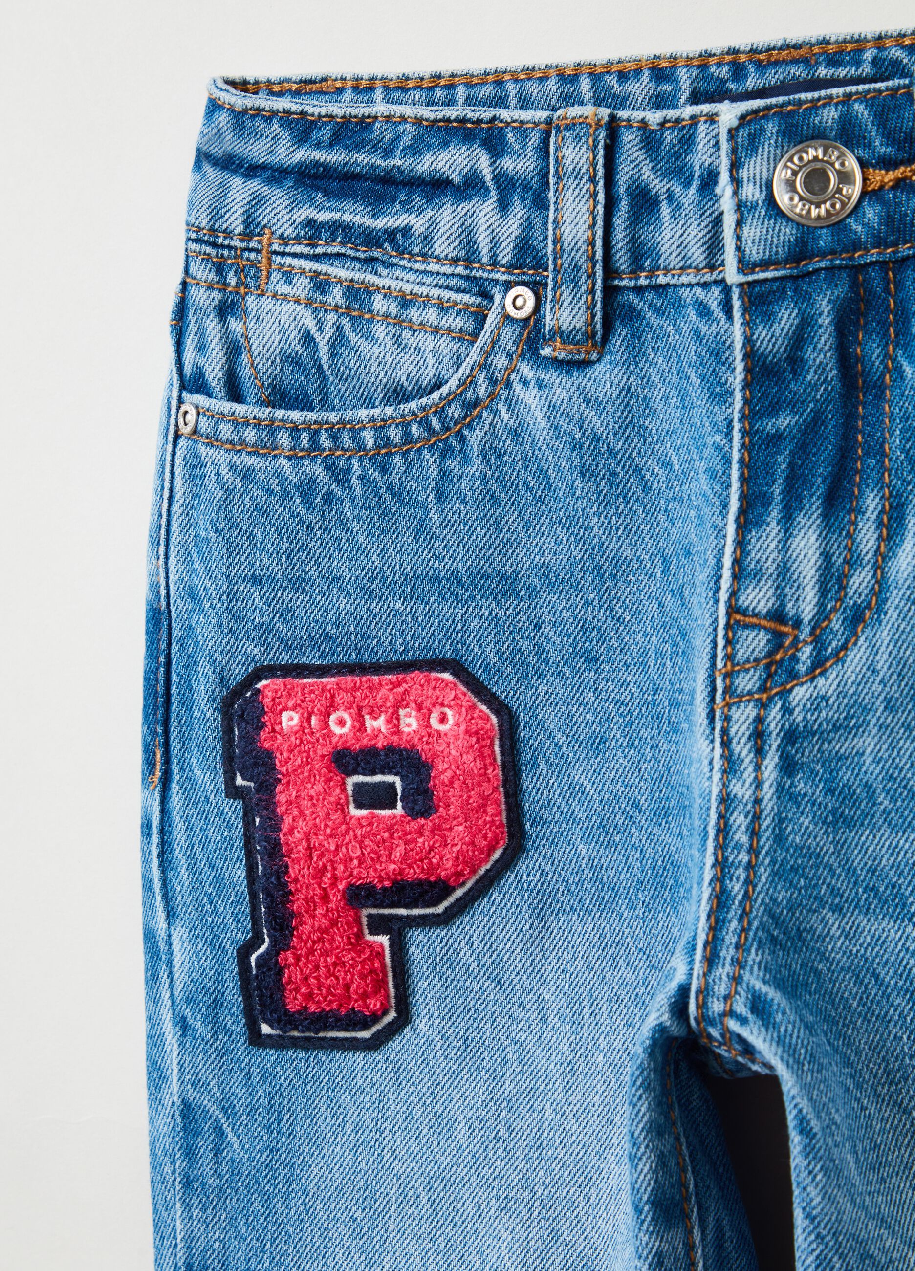 Five-pocket jeans with patch_2