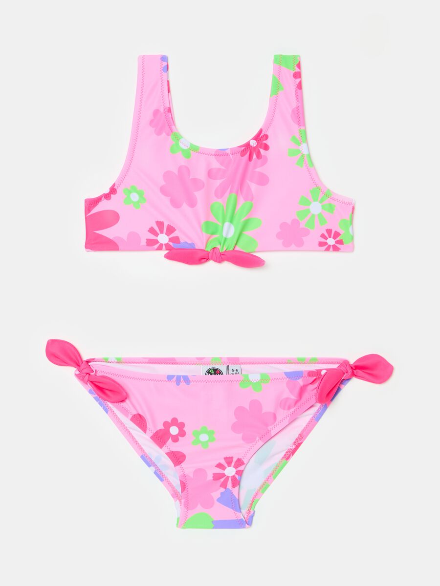Bikini con motivo floral con logo estampado_0
