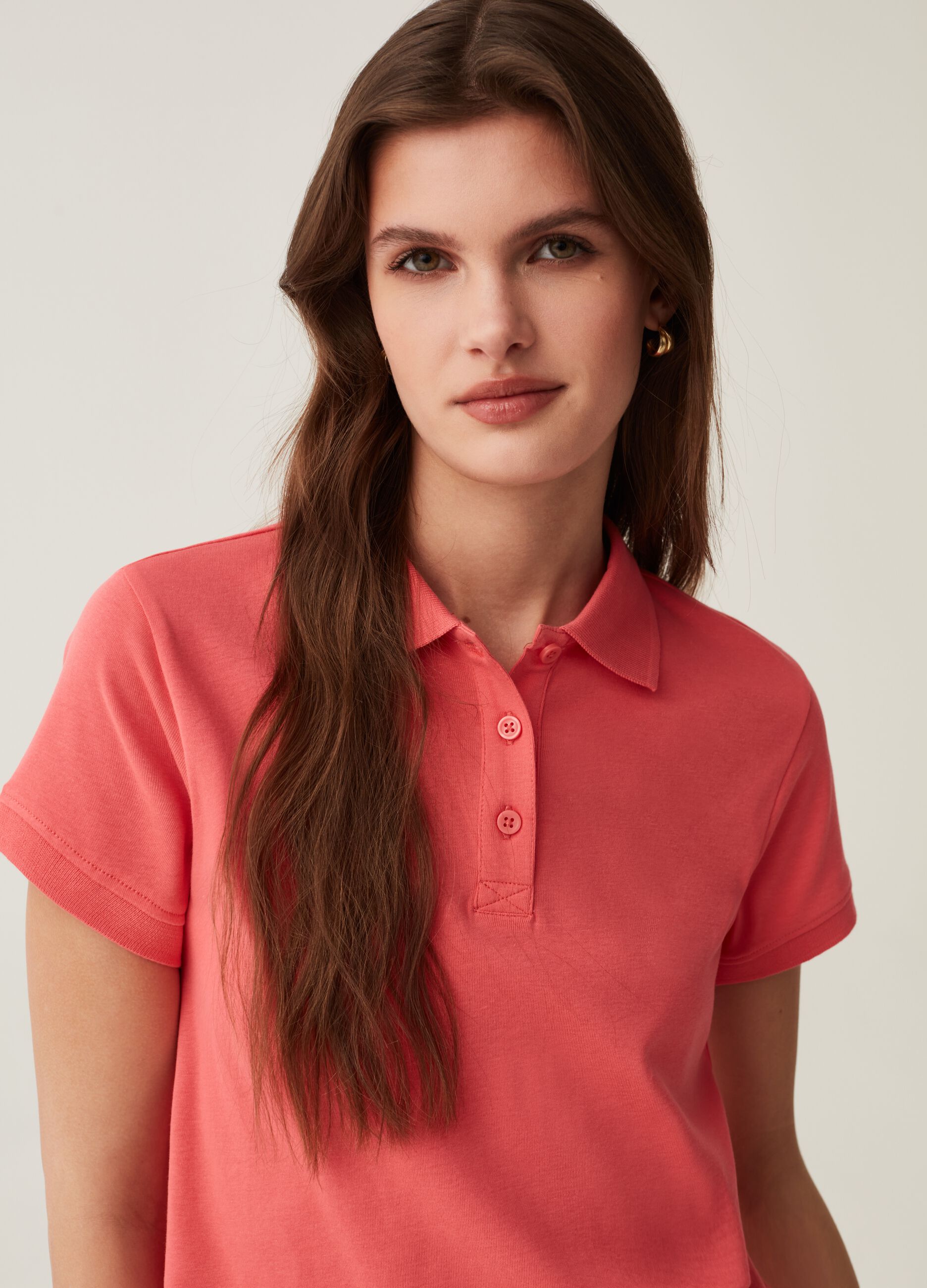 Solid colour cotton polo shirt