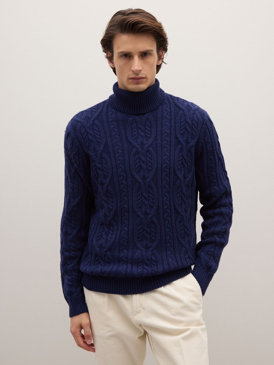 Blue regular fit turtleneck with jacquard pattern_0