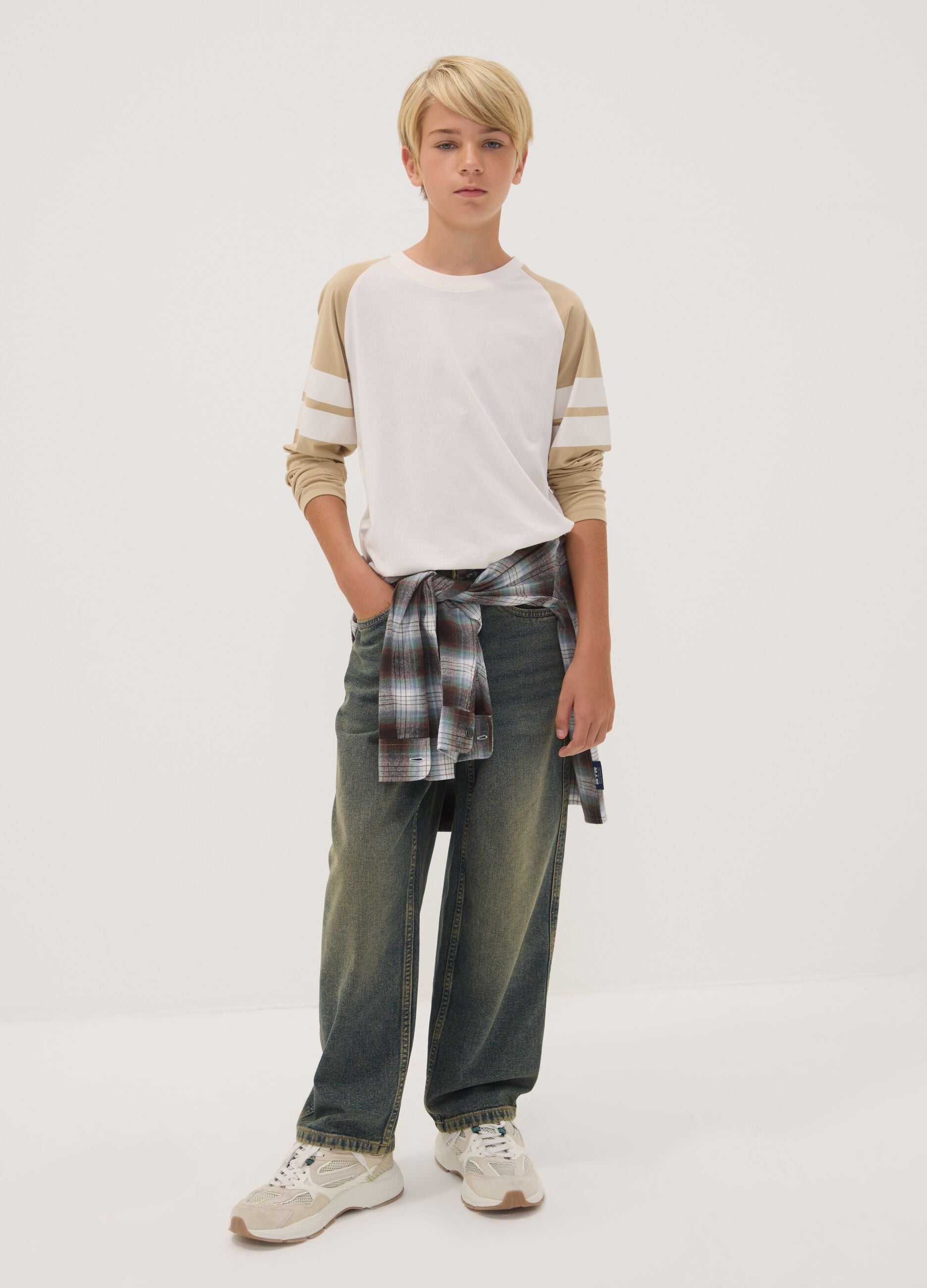 &Mu;&pi;&lambda;&epsilon; &tau;&zeta;&iota;&nu; skater fit &alpha;&pi;ό 100% &beta;&alpha;&mu;&beta;ά&kappa;&iota;