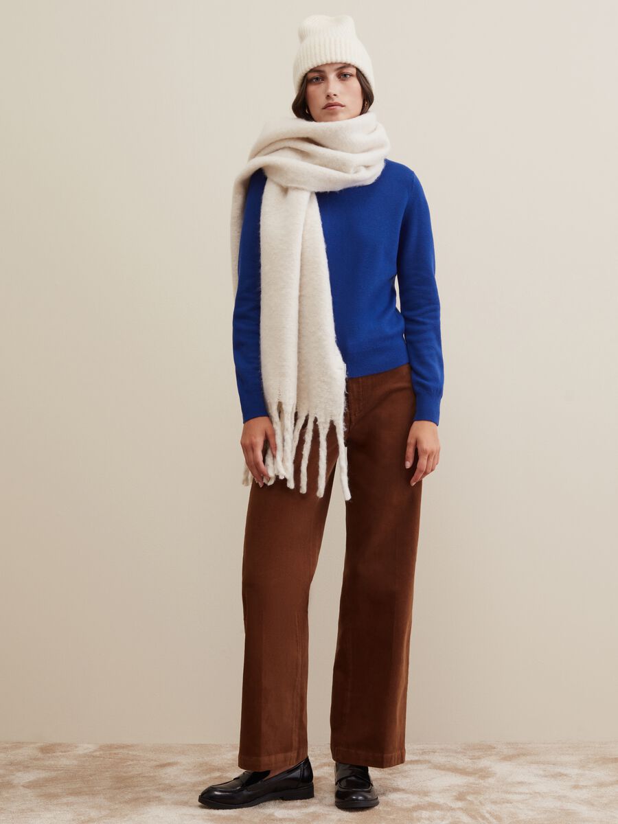 Pullover in wool with round neckline_0