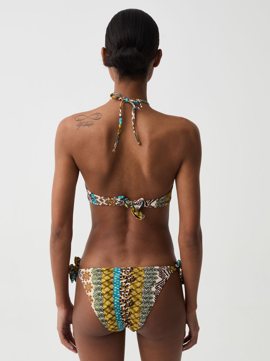 Bandeau bikini top with traditional print_2