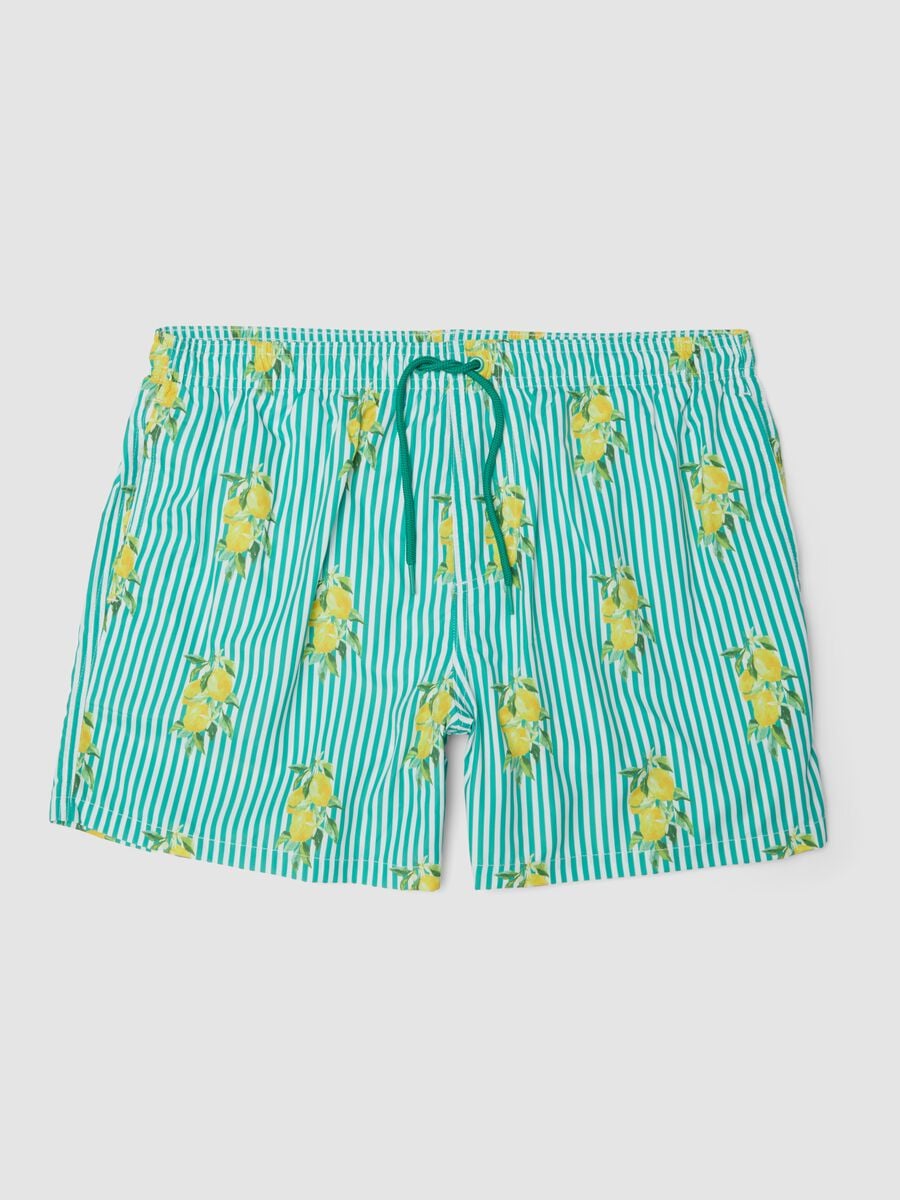 Blaue gestreifte Badeshorts mit Zitronen-Print_5