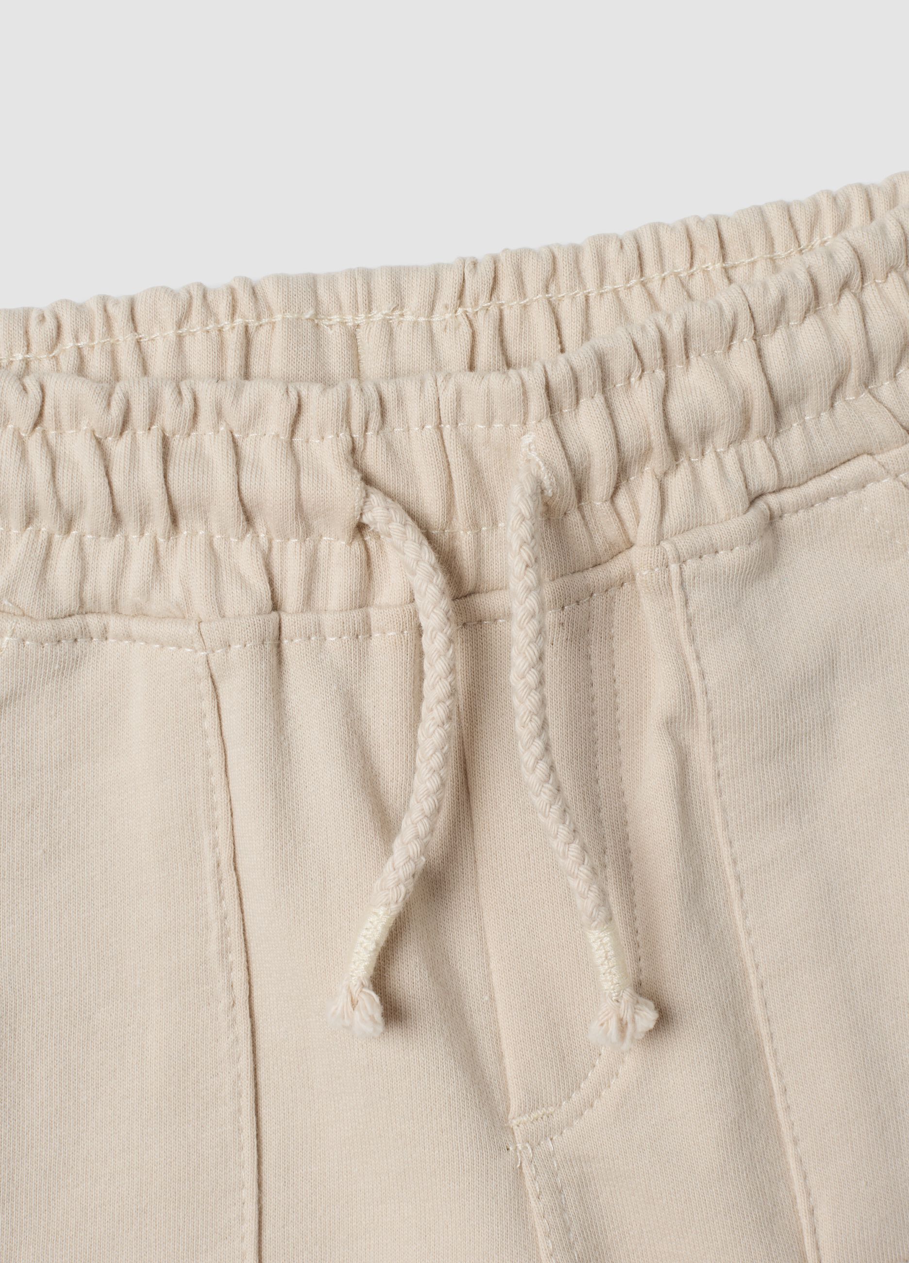 Beige organic cotton shorts with elasticated waist