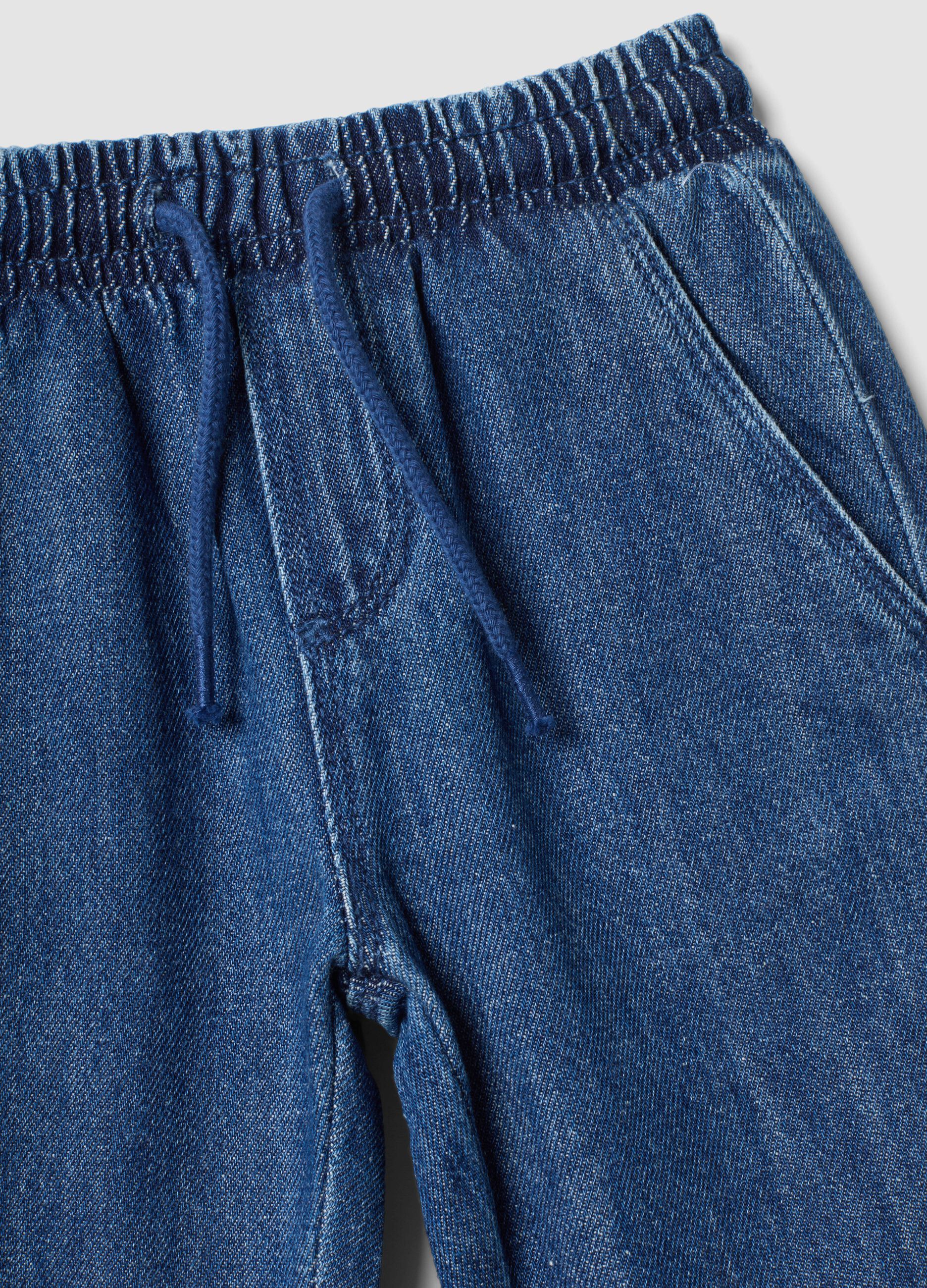 Blaue Denim-Hose aus Baumwoll-Viscose-Mix mit elastischem Bund