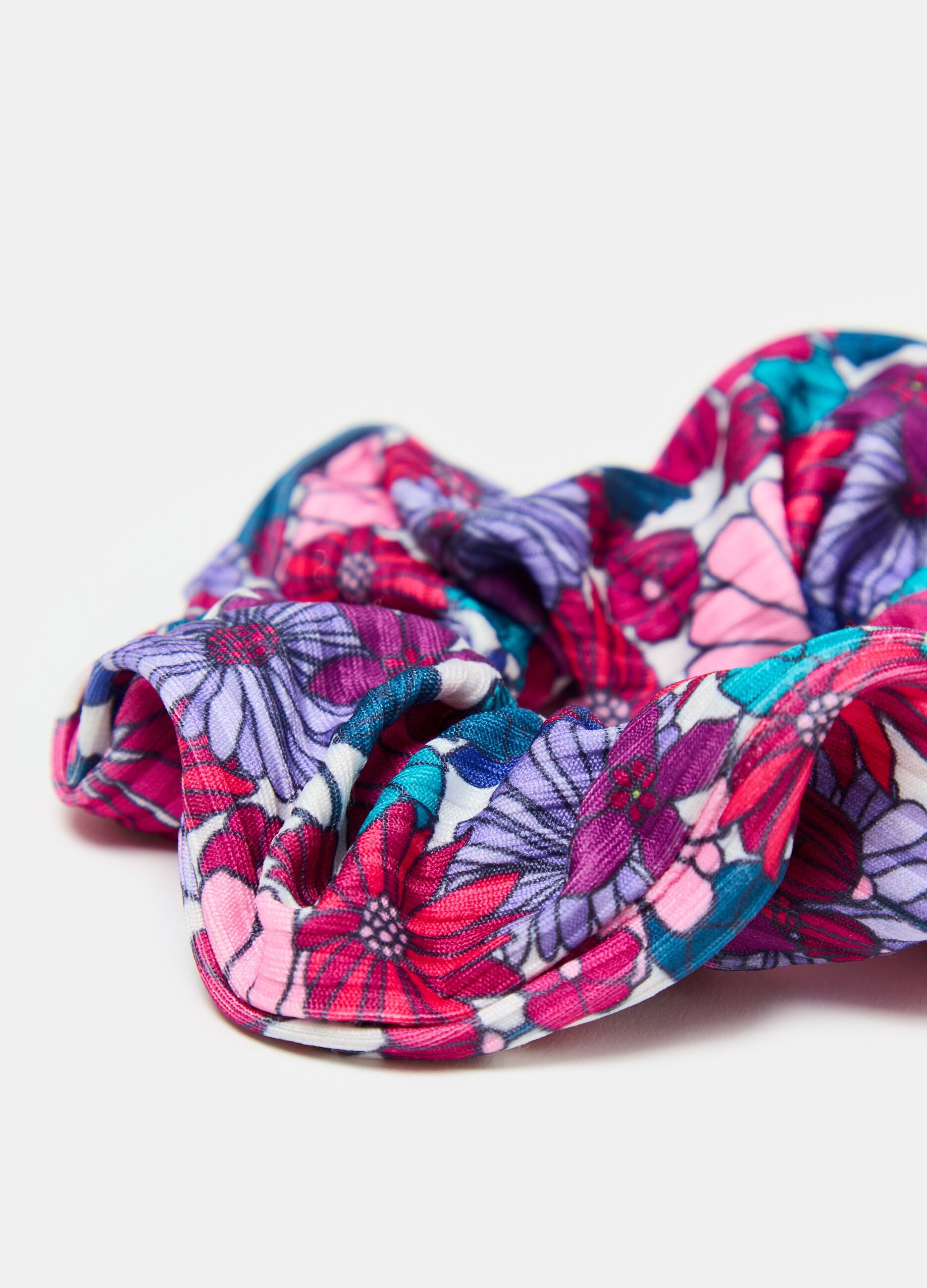 Two-pack hair scrunchies with print