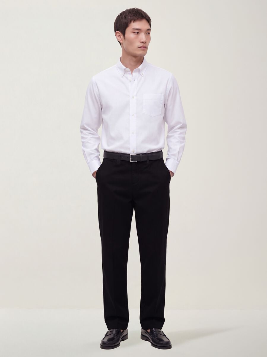Black pure cotton regular-fit chino trousers_0