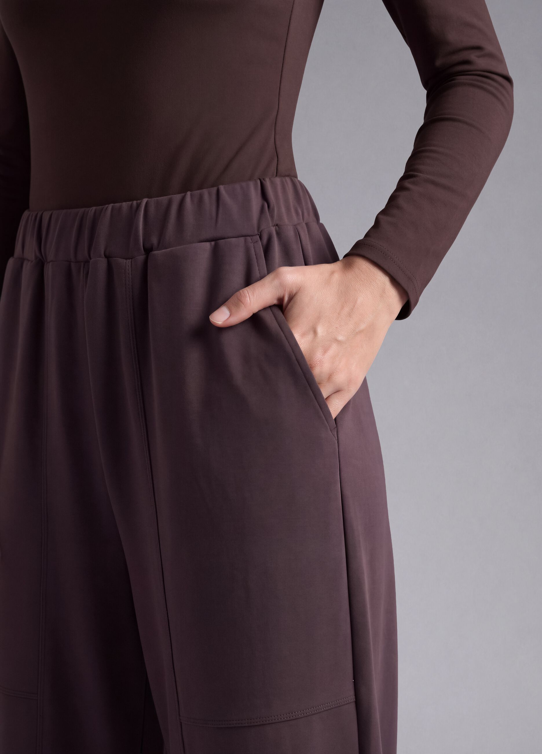 Brown stretch viscose joggers